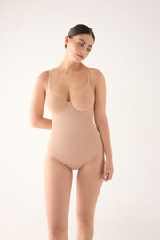 Body nomarks de control con acabados invisibles nude