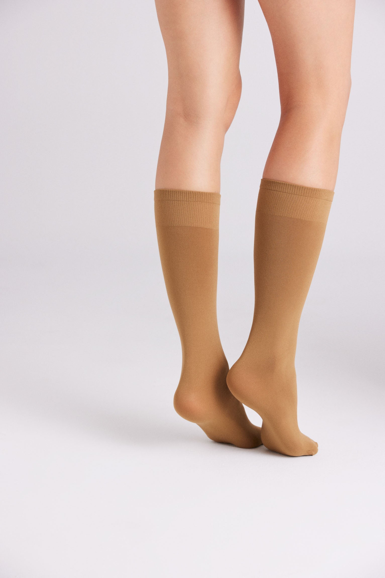 Pack 2 medias largas puño antipresión 70 denier - Beige