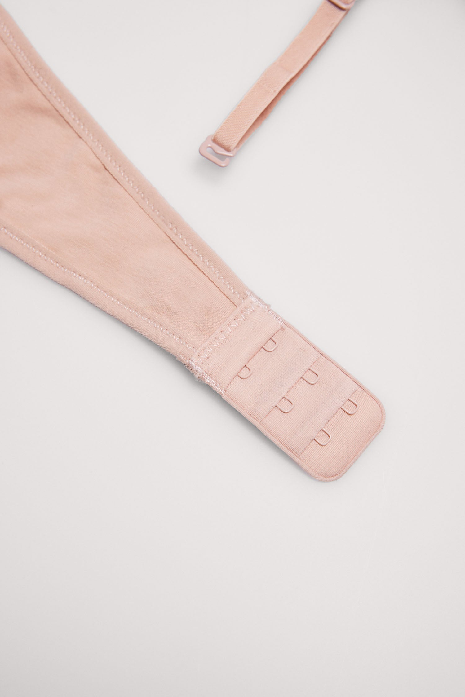 Sujetador bandeau juvenil nude