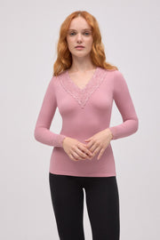TÉRMICO Camiseta térmica cuello pico detalles encaje rosa