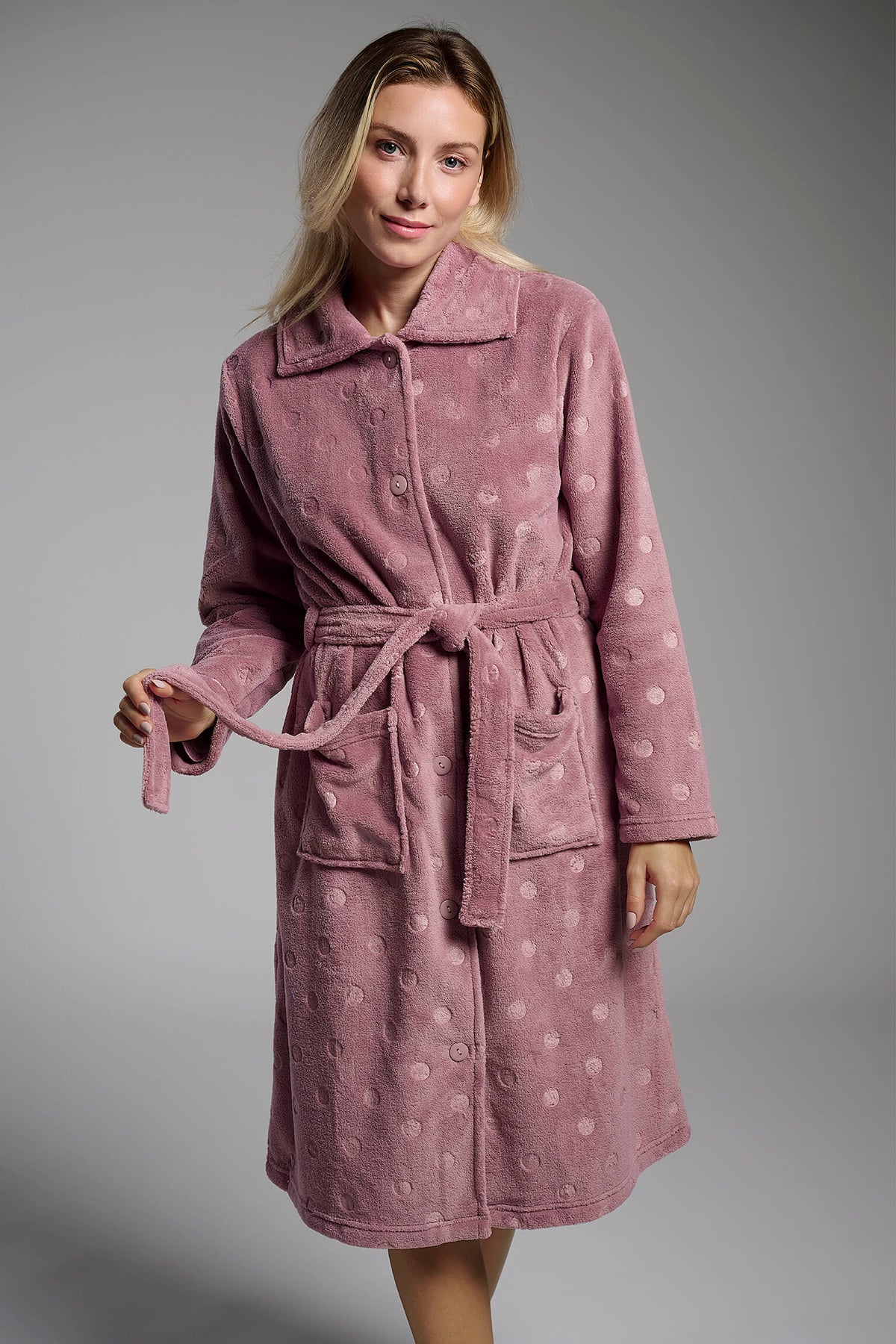 Bata midi polar coralina mujer rosa lunares