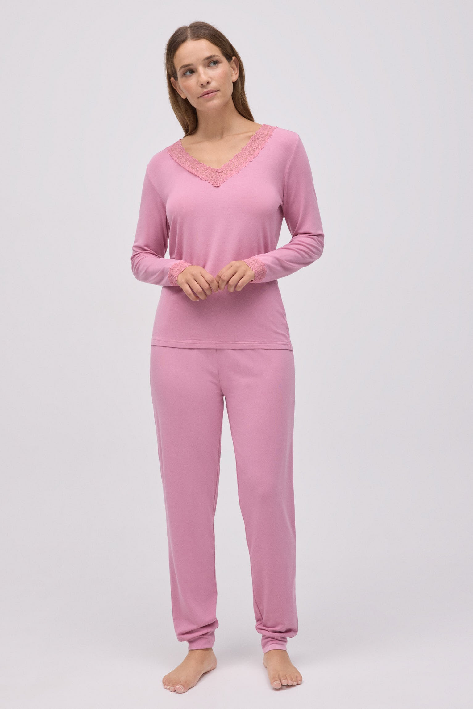 Pijama largo extra suave de modal pantalón jogger rosa