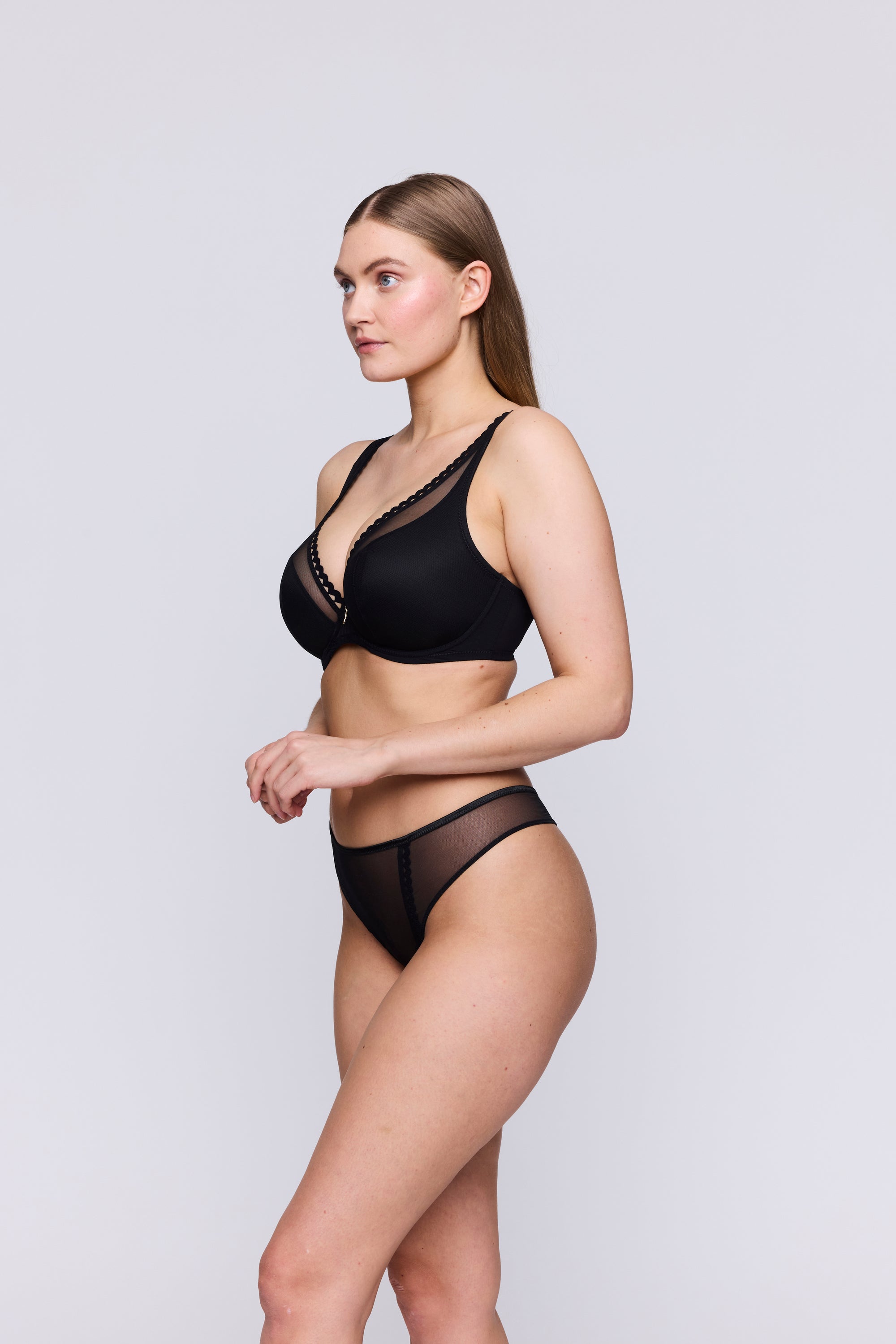 VIVGIRL negro tanga