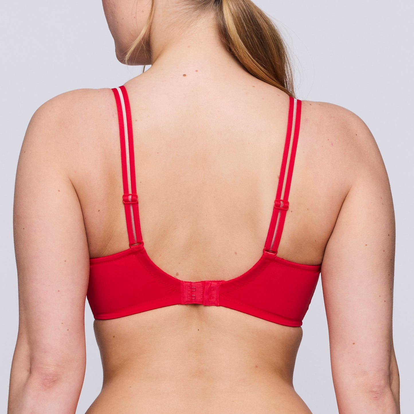 EAST END true red sujetador copa entera