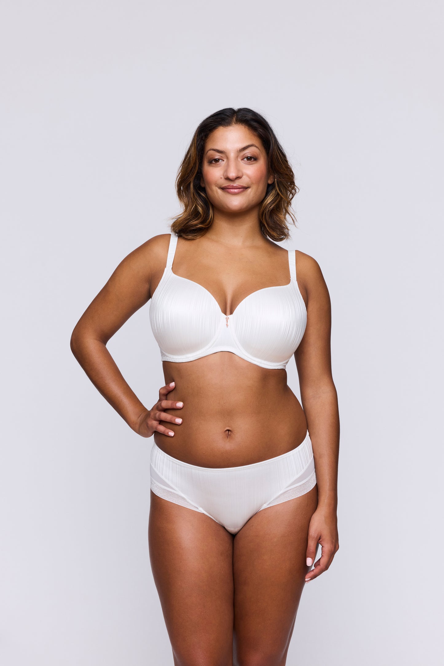 KNOKKE natural hotpants