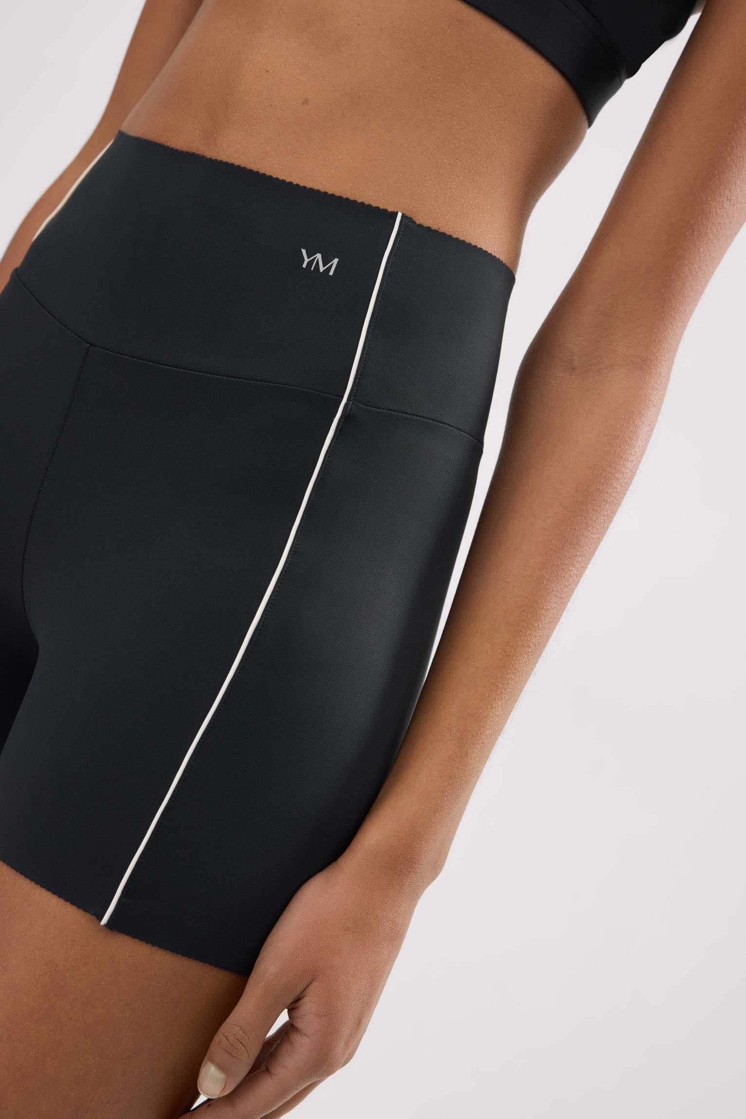 Leggings deportivos Compressive cortos efecto push-up negro