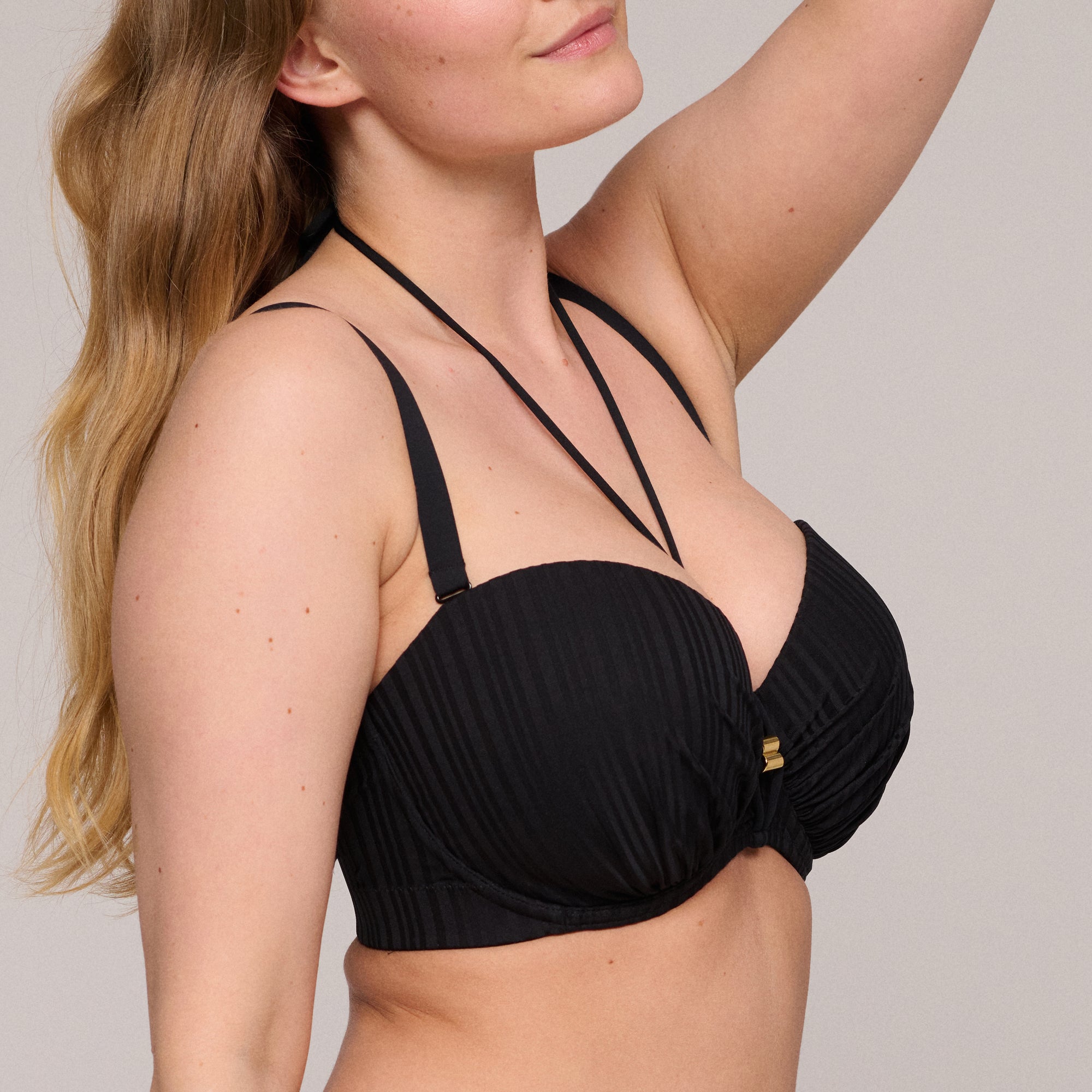 KIRUNA negro bikini sin tirantes con foam