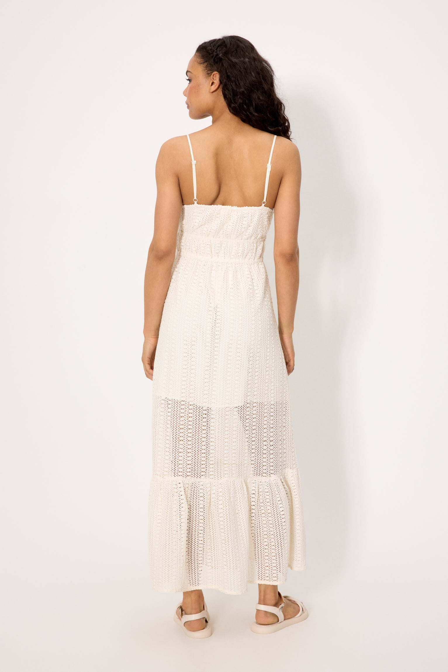Vestido largo calado con forro interior marfil