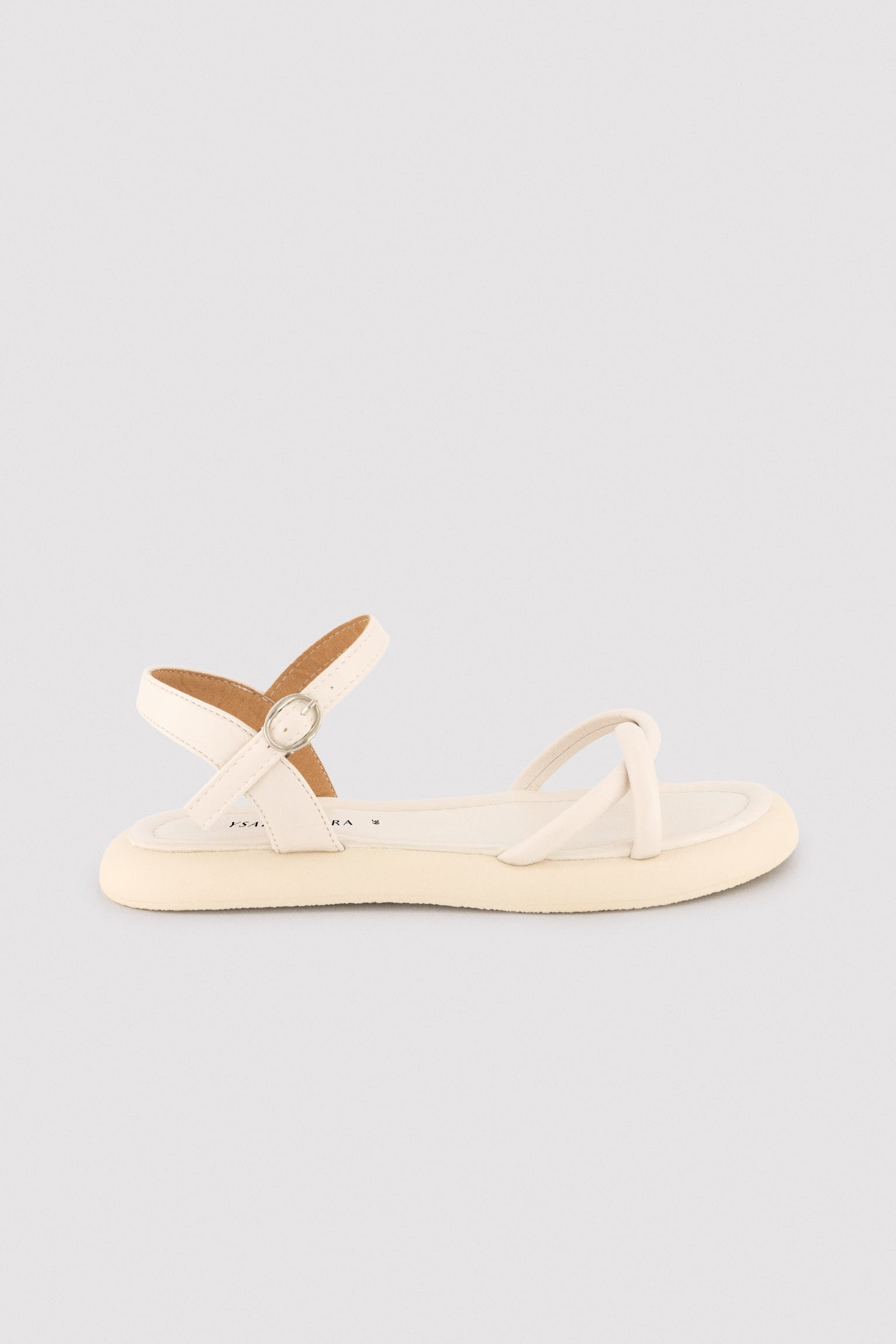 Sandalias casual marfil