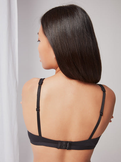 Sujetador triangular sin aro y foam extraible - Negro - 1/0142