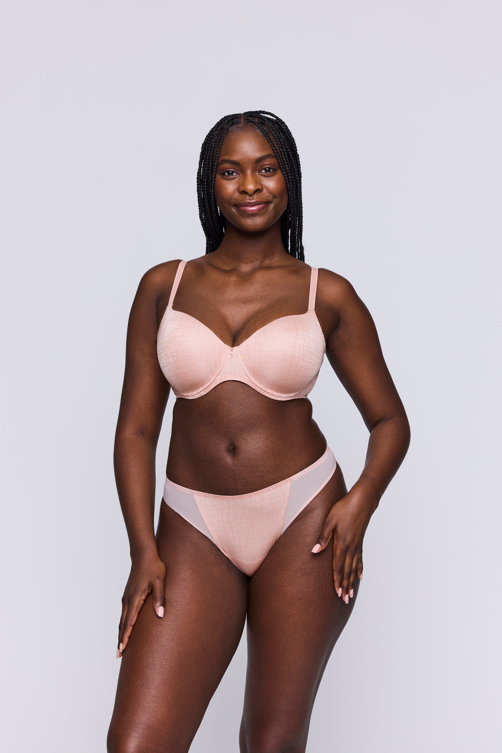 VENNERA Dusty Pink suj. con foam escote corazón