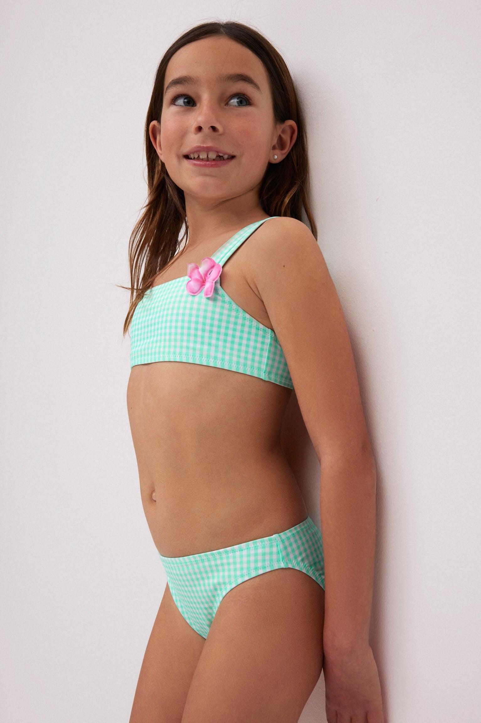 Conjunto de bikini niña vichy detalle flor