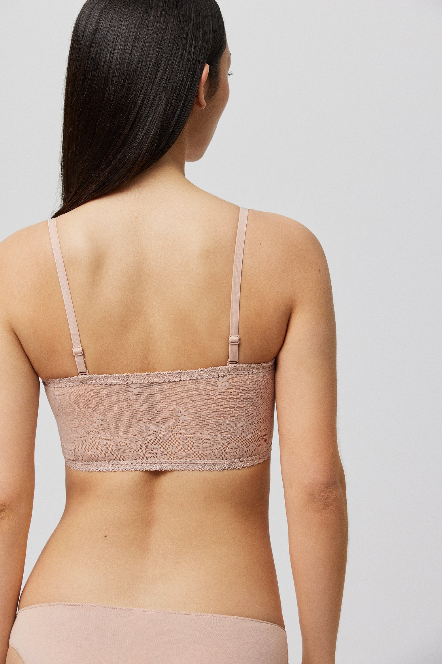 Bandeau sin tirantes-multiposición con encaje nude