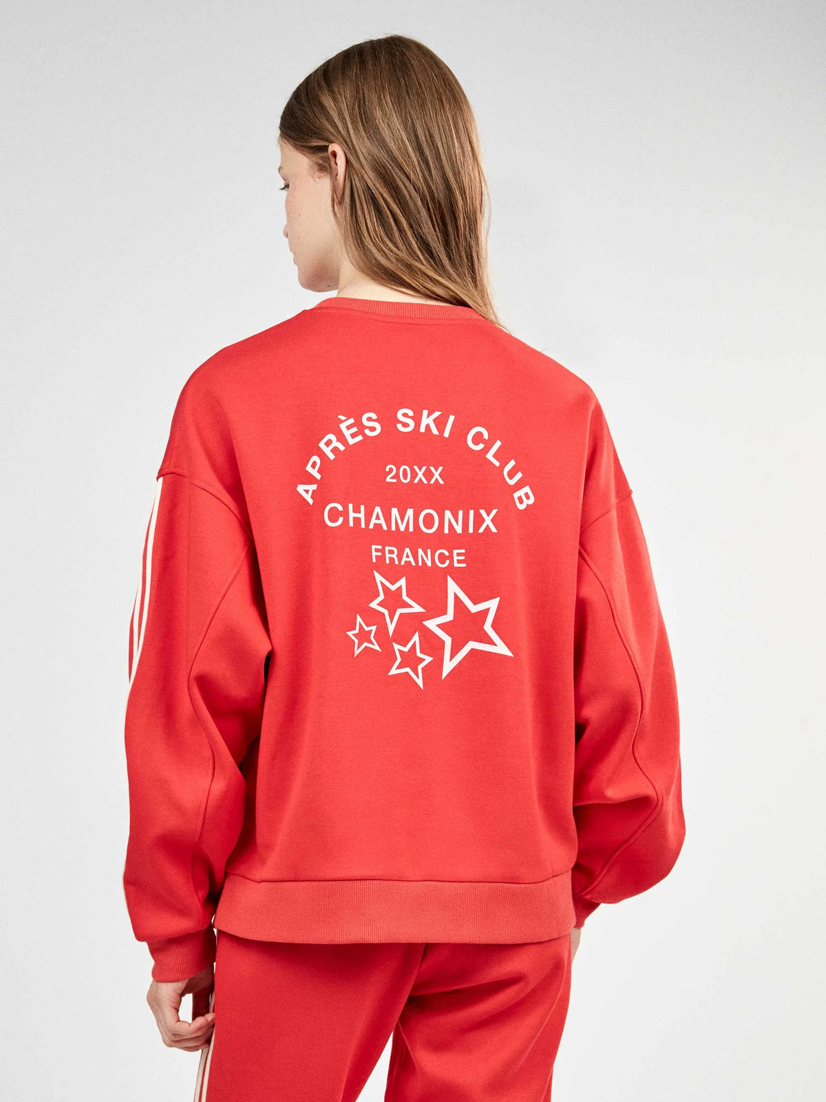 Pijama sport con lettering 'ski club chamonix'