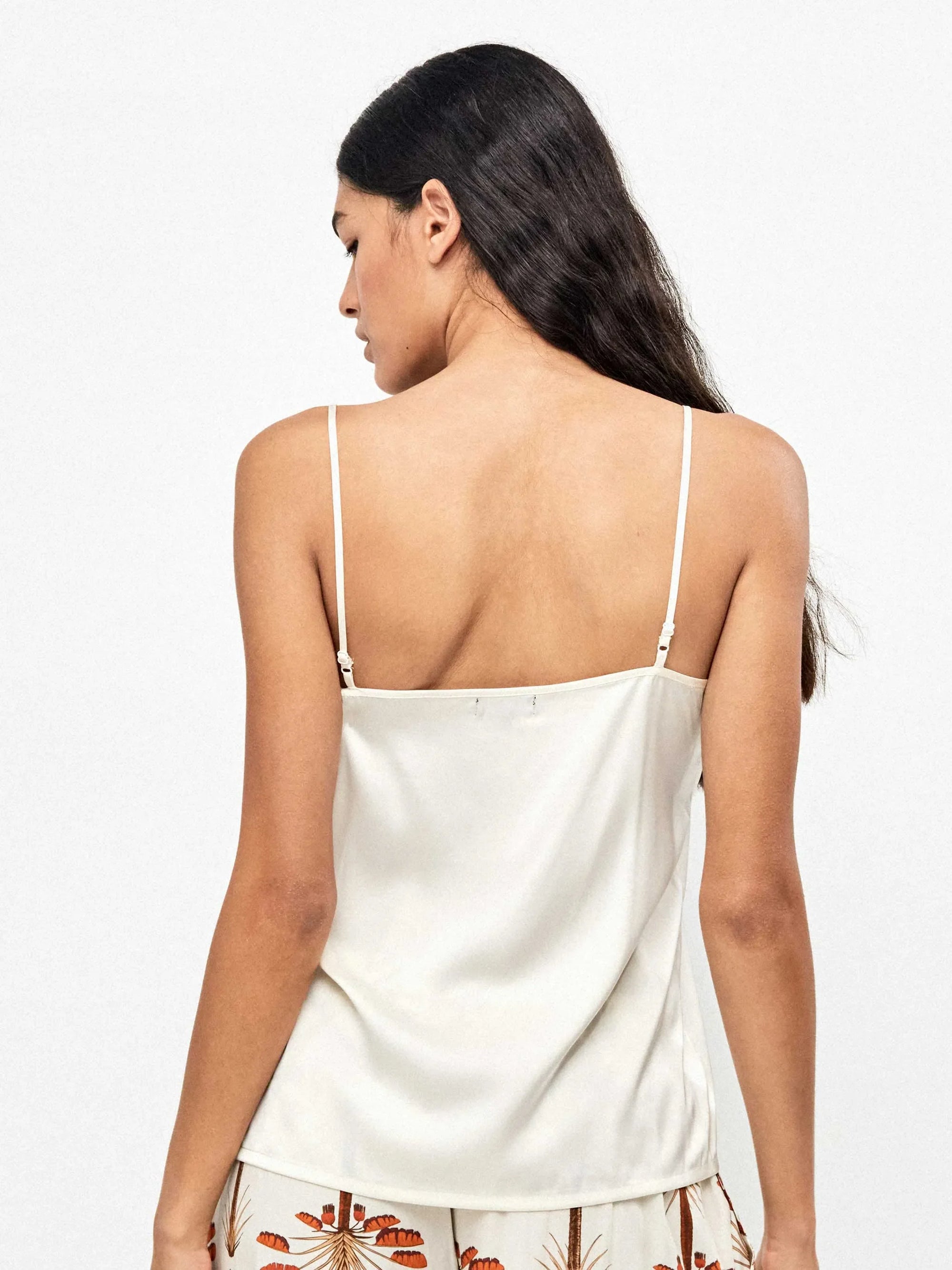 Camiseta tirantes detalle palmeras