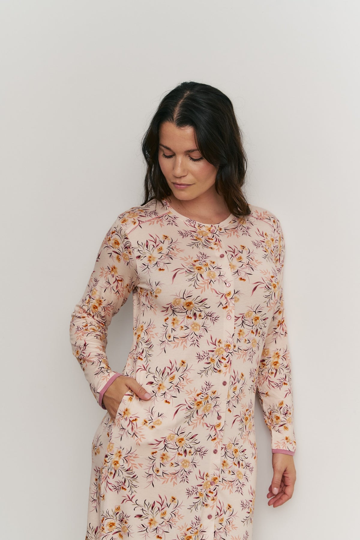 Camisón manga larga abierto con botones viscosa Pompadore