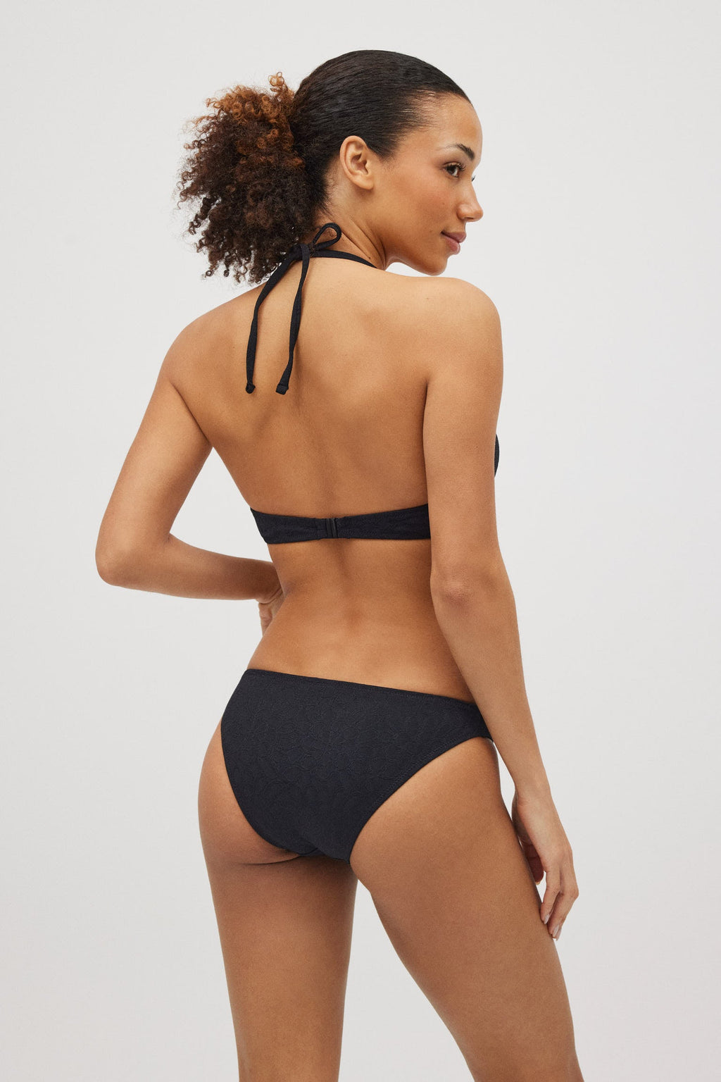 Conjunto de bikini textura con doble push-up negro
