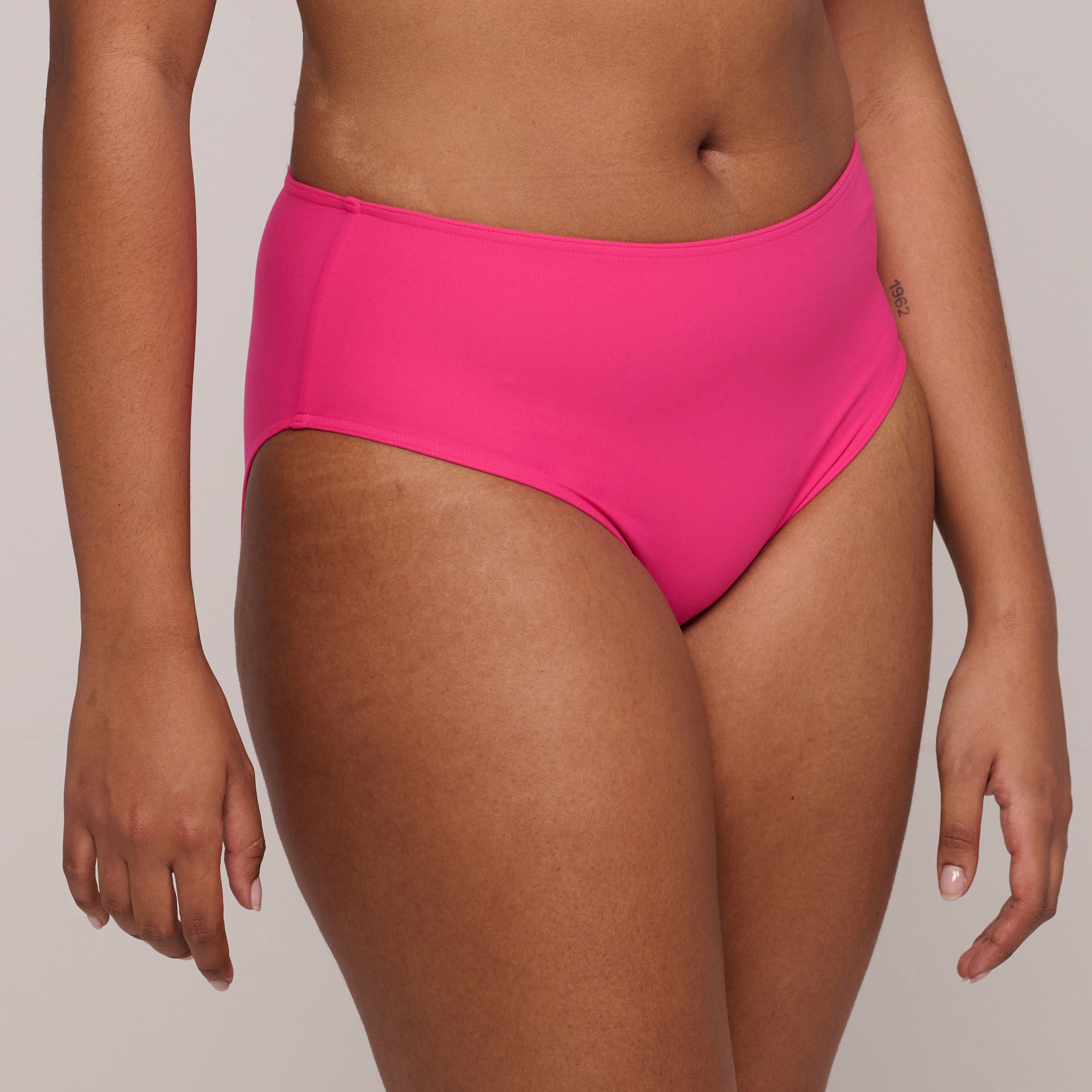 ASWAN Dragon Fruit bikini braga alta