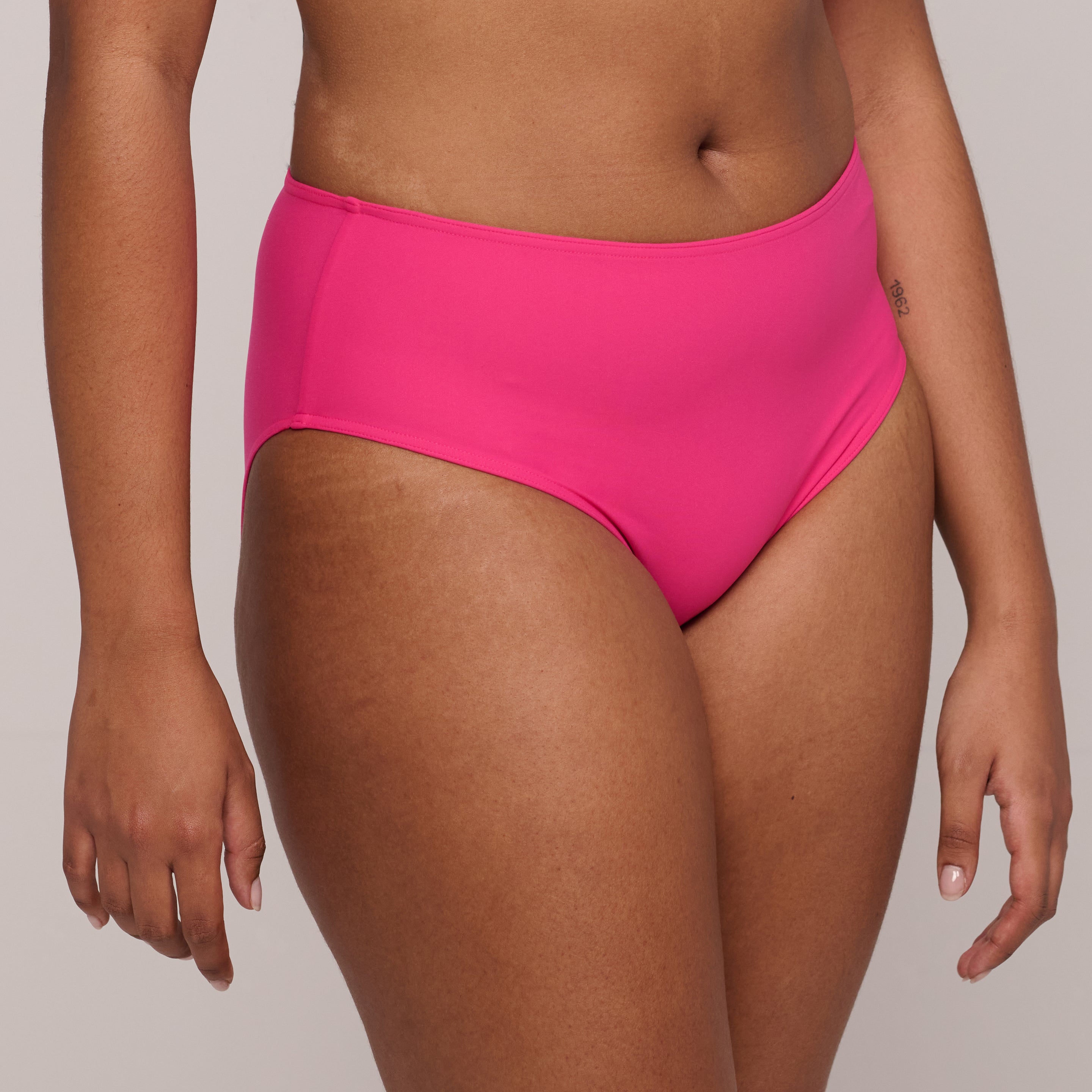 ASWAN Dragon Fruit bikini braga alta