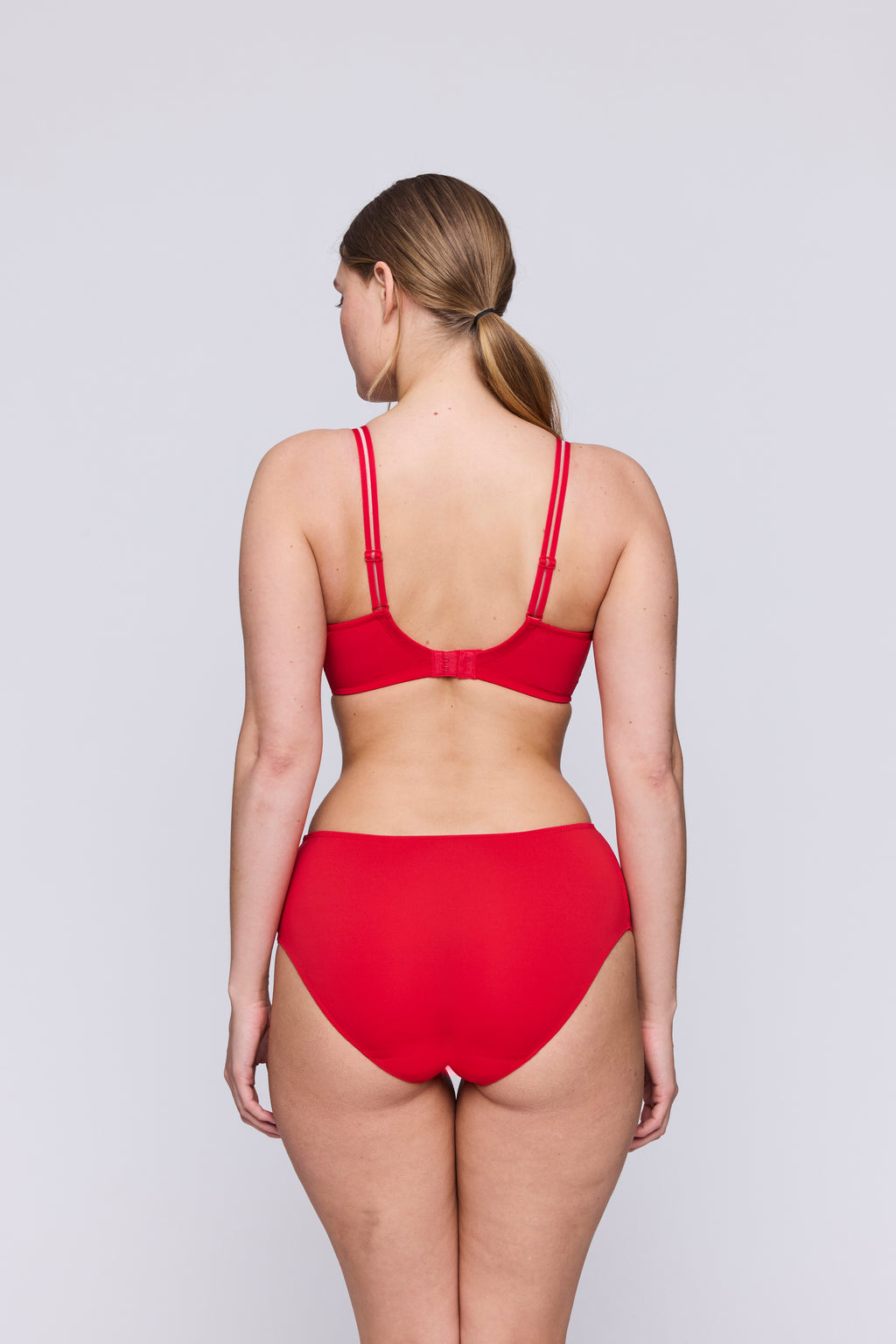 EAST END true red sujetador copa entera