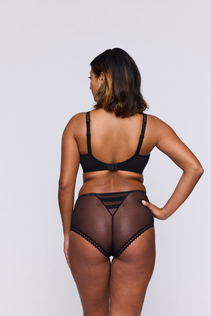 VIVGIRL negro suj. con foam escote corazón