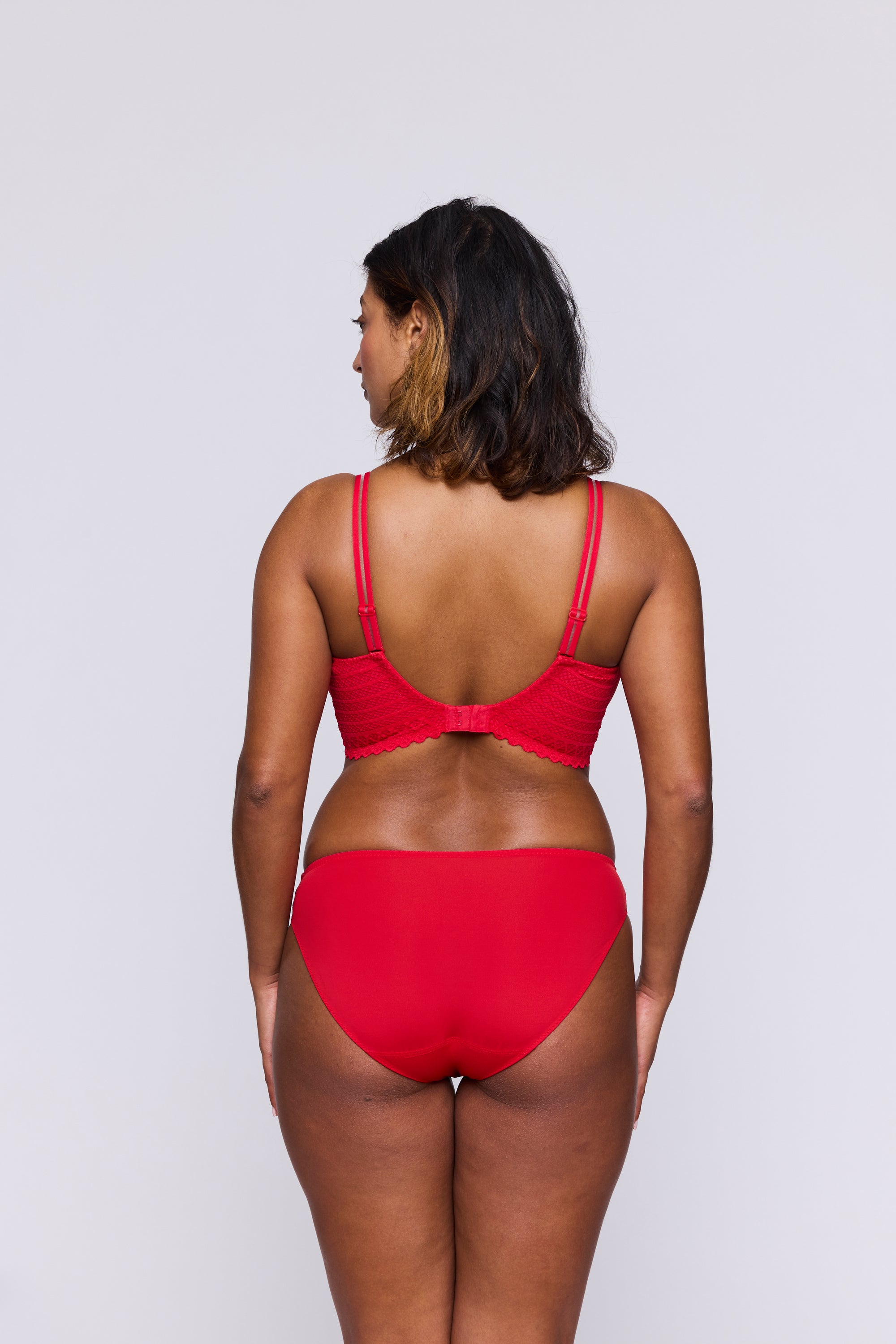 EAST END true red sujetador balconet con foam