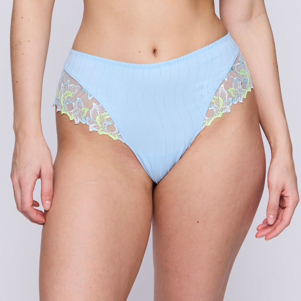 DEAUVILLE Milky Blue tanga de lujo