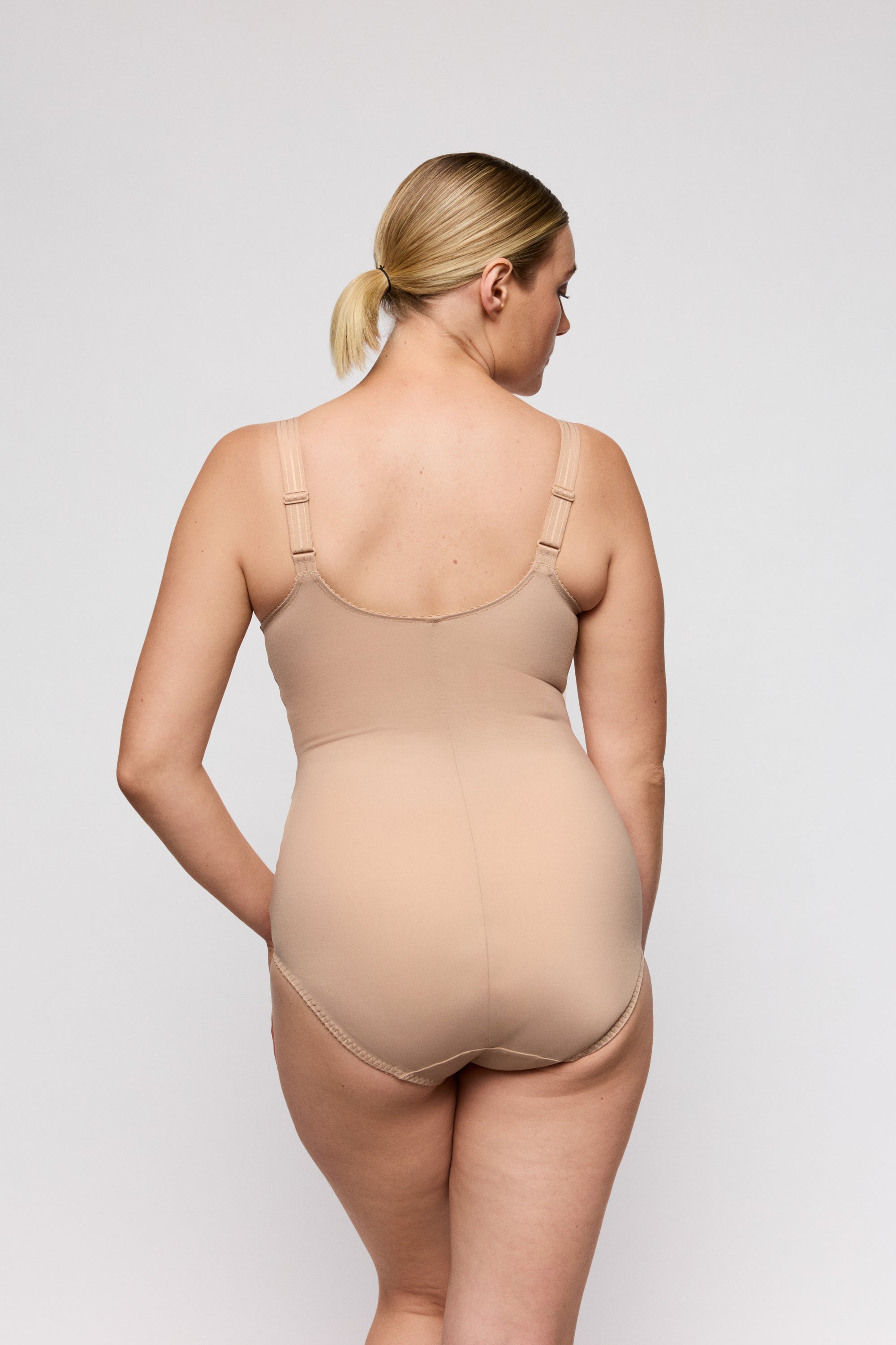 DEAUVILLE cafe con leche body de copa entera