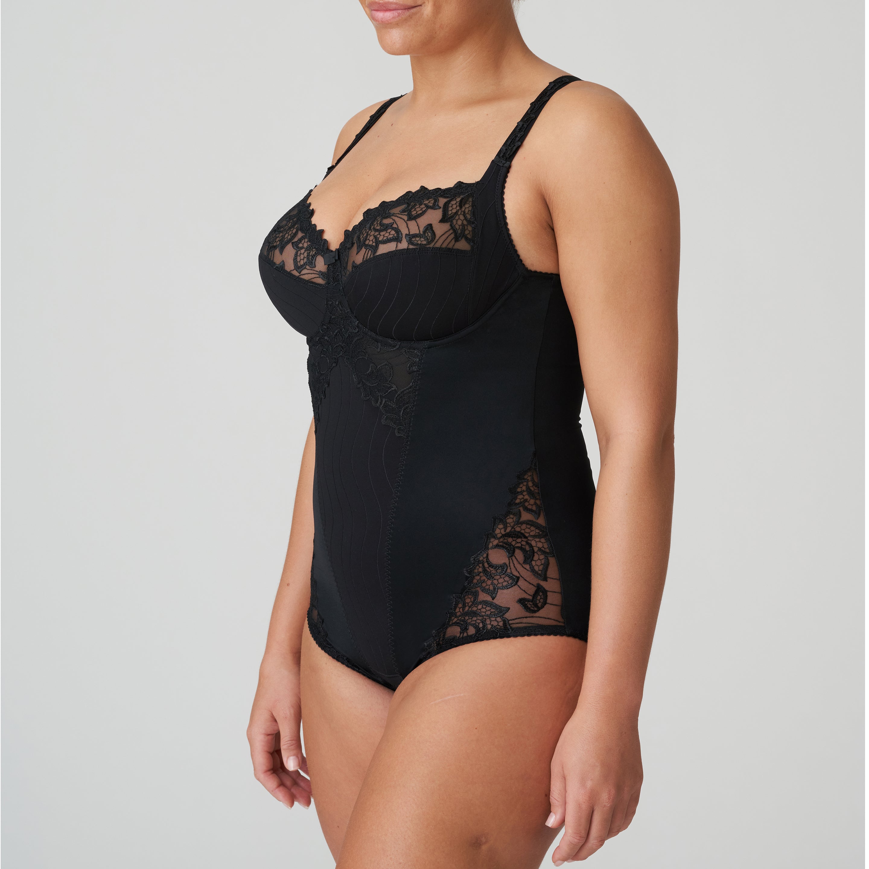 DEAUVILLE negro body de copa entera