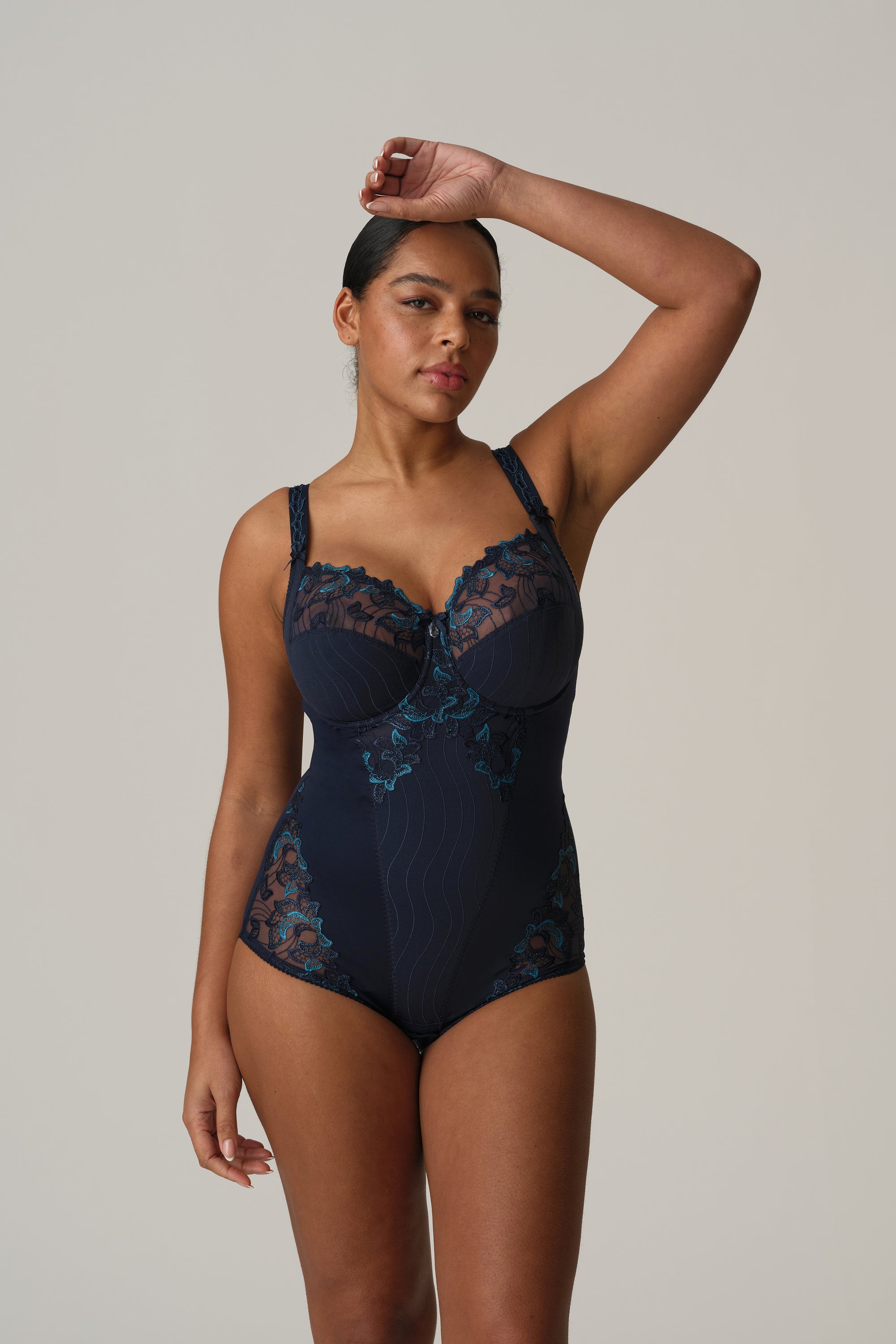 DEAUVILLE velvet blue body de copa entera