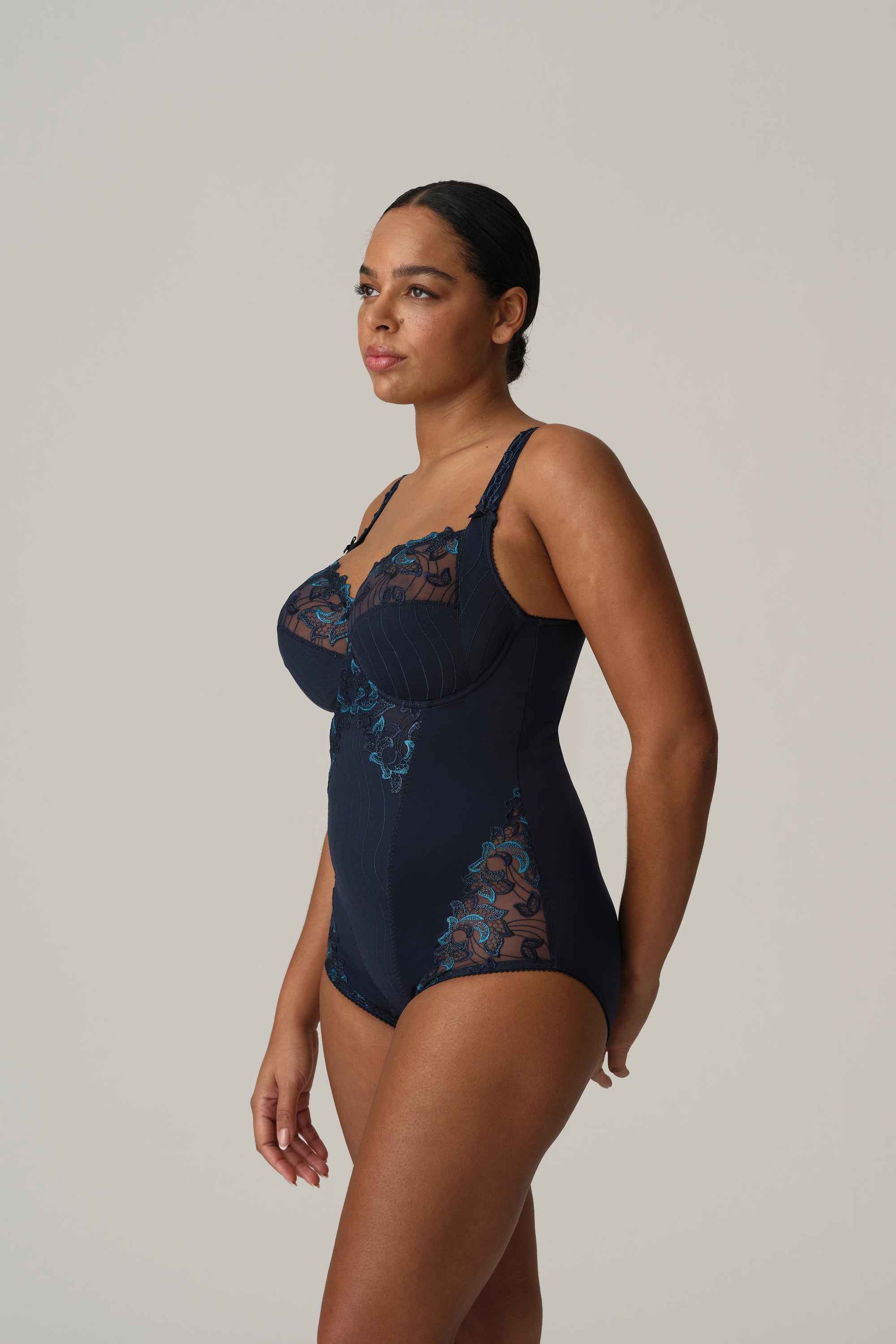 DEAUVILLE velvet blue body de copa entera