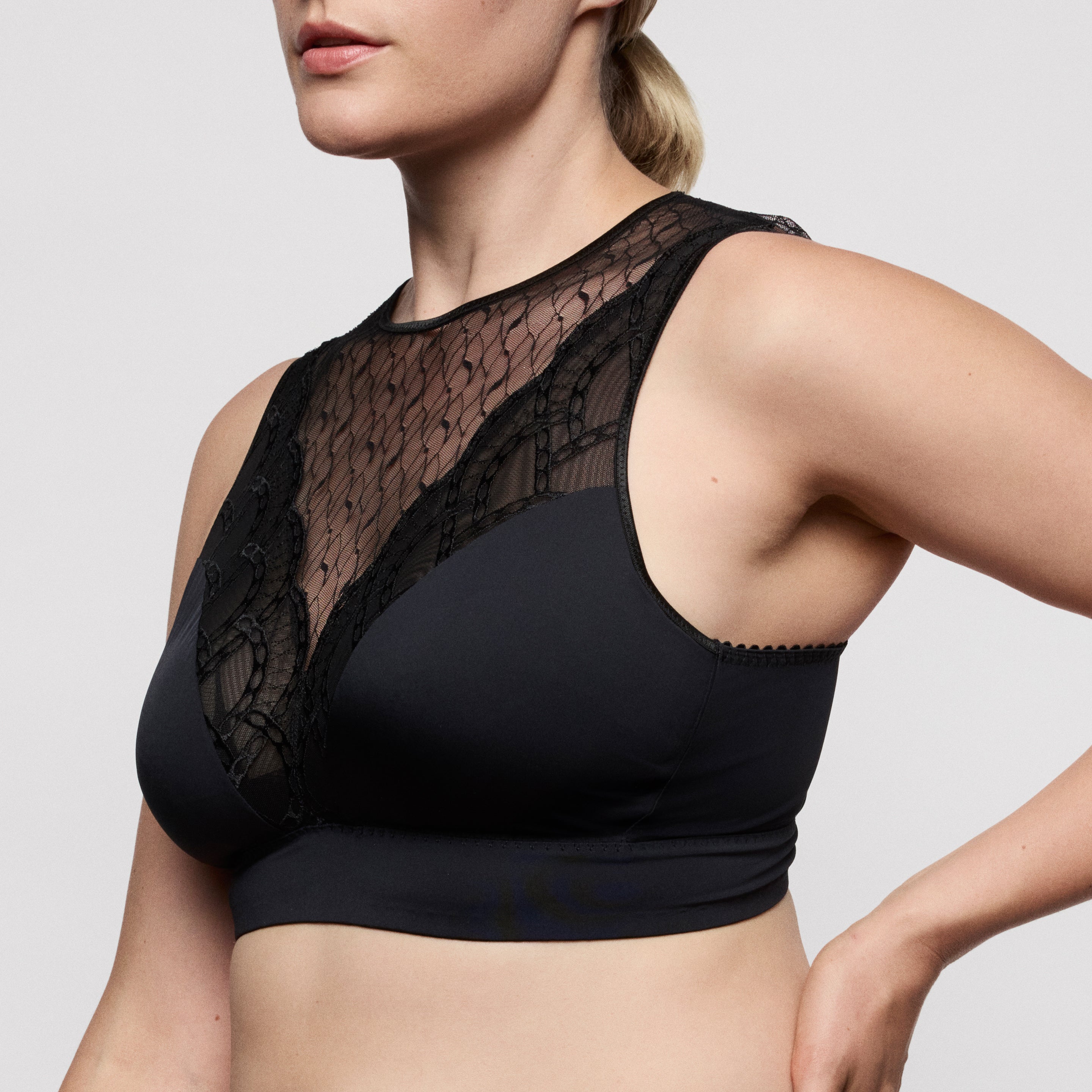 NAICA negro bralette