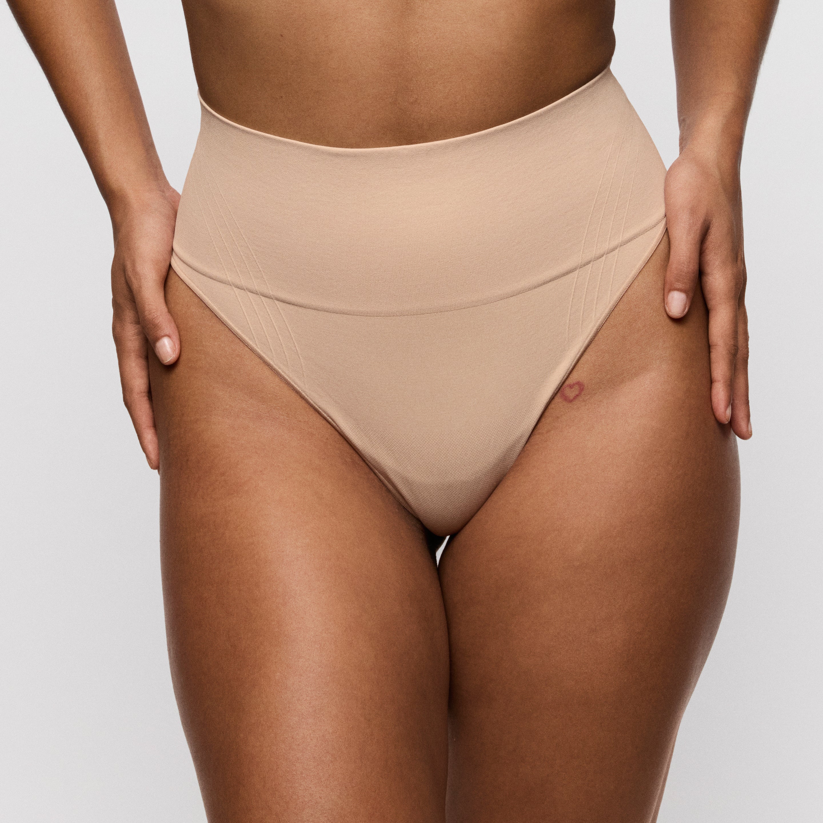 NUDDA cafe con leche tanga faja