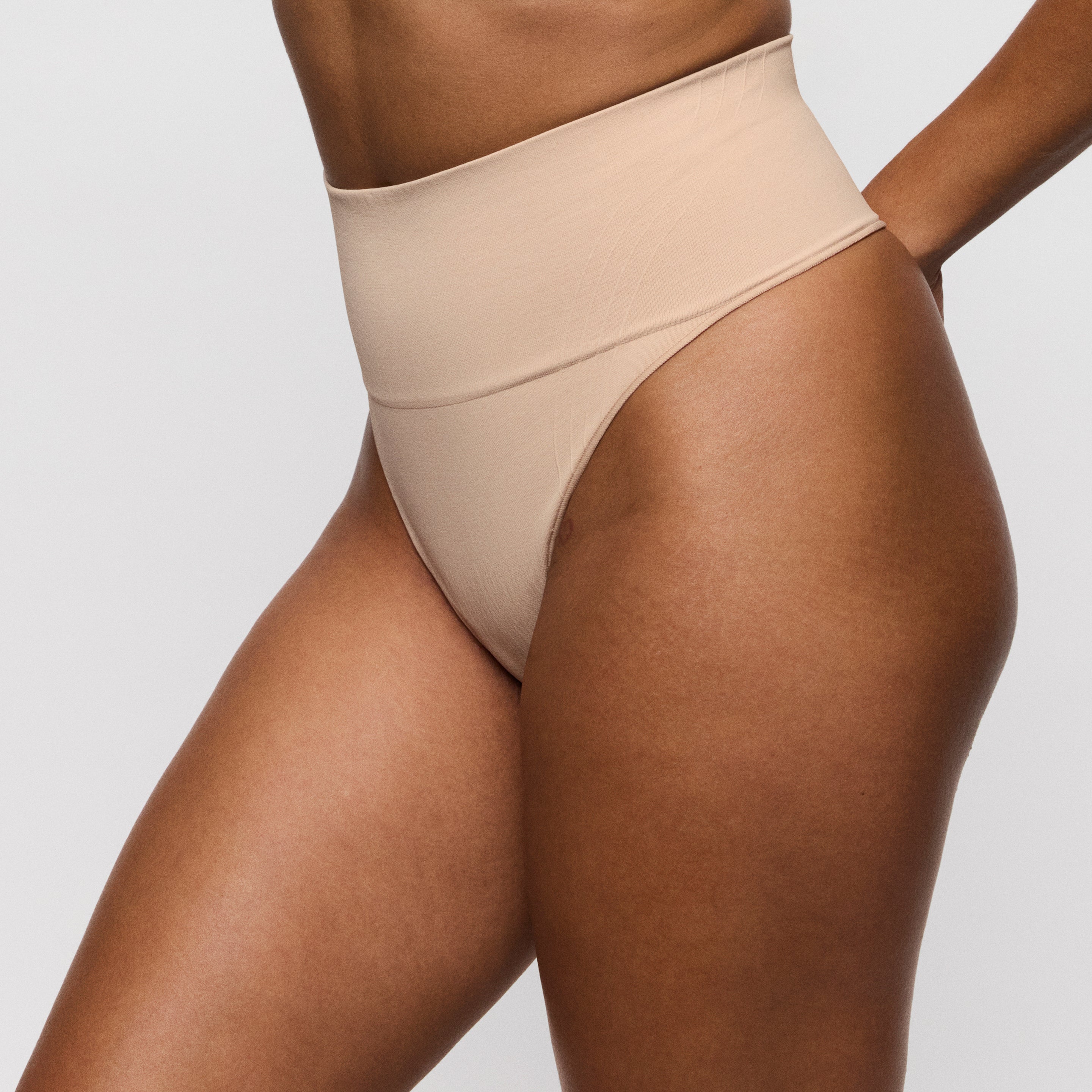 NUDDA cafe con leche tanga faja