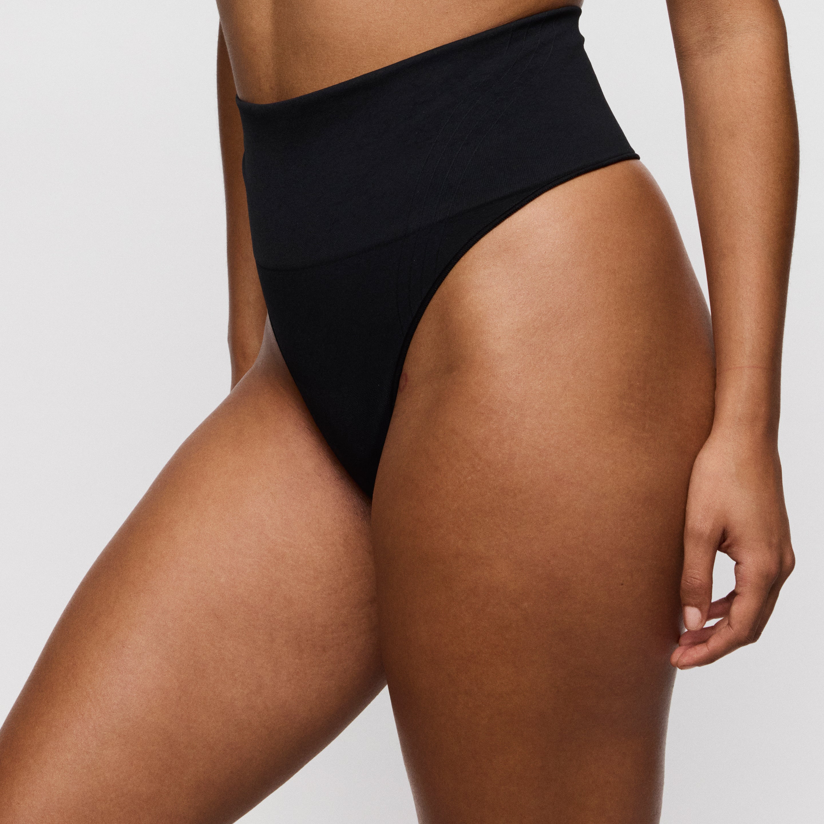 NUDDA negro tanga faja