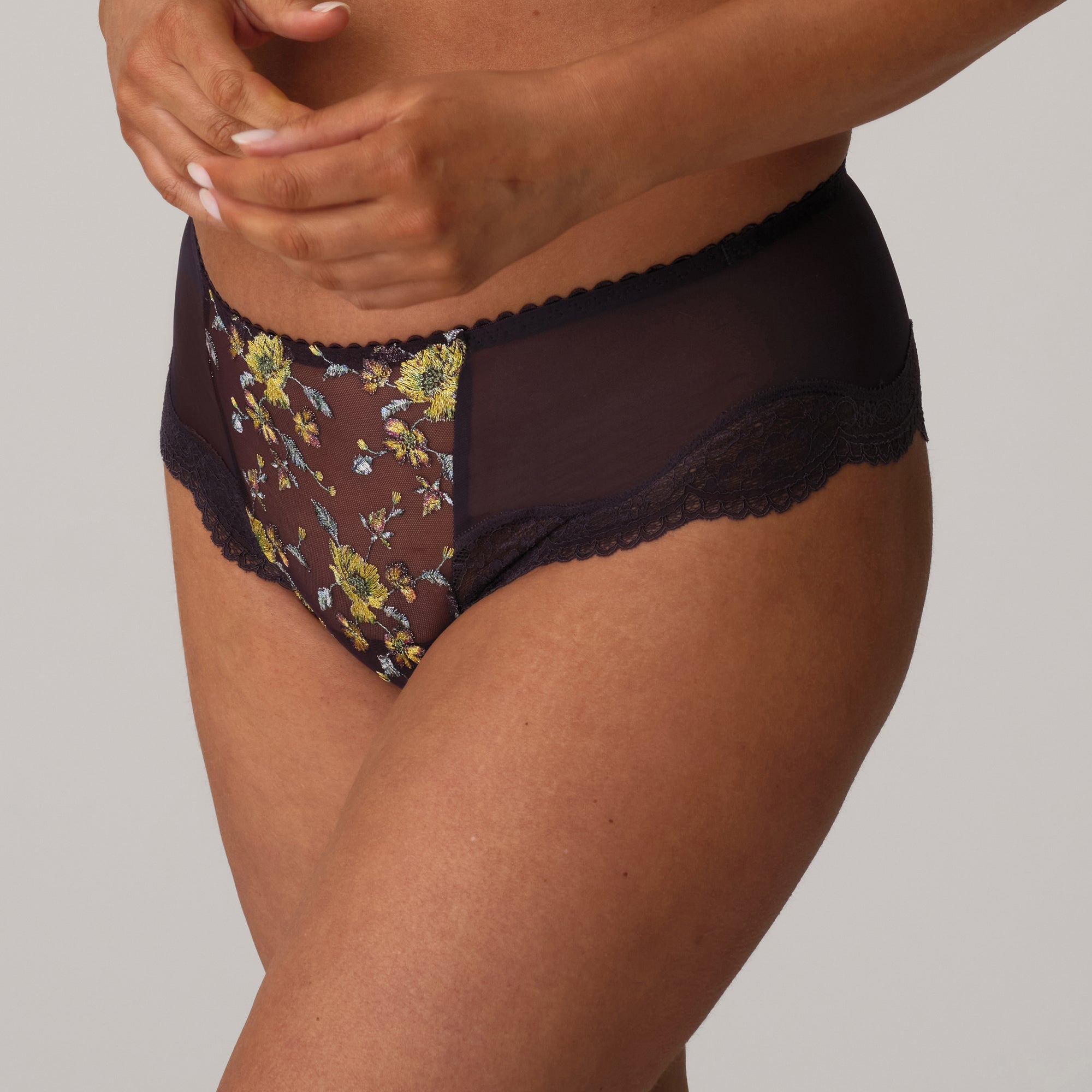MALBA amatista tanga de lujo