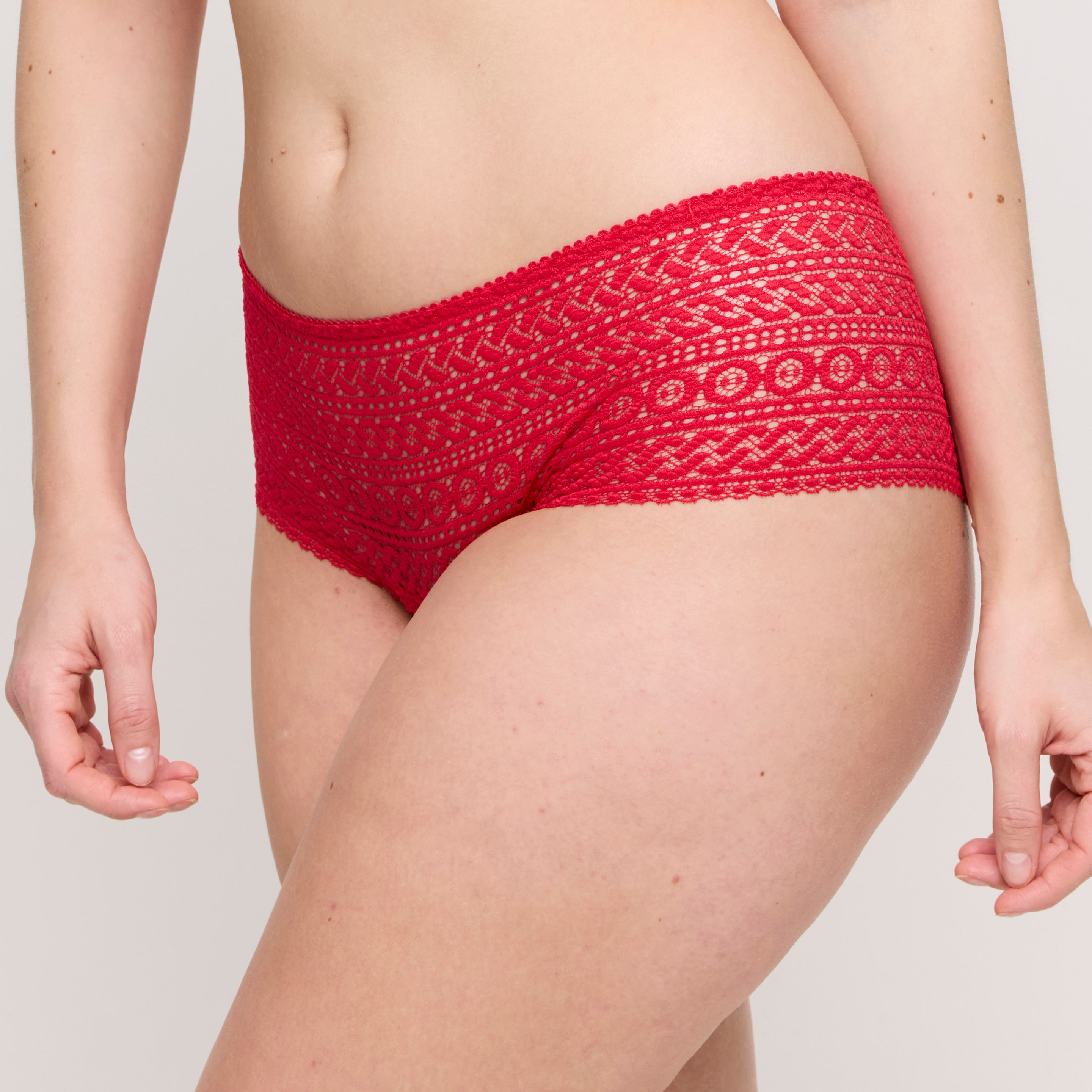 MONTARA true red tanga de lujo