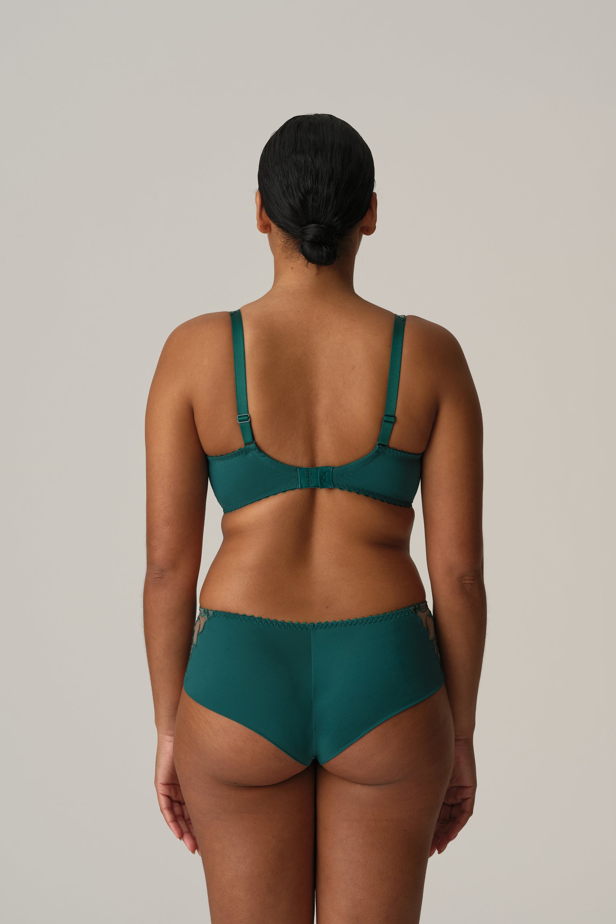 SPRINGDALE Jasper Green tanga de lujo