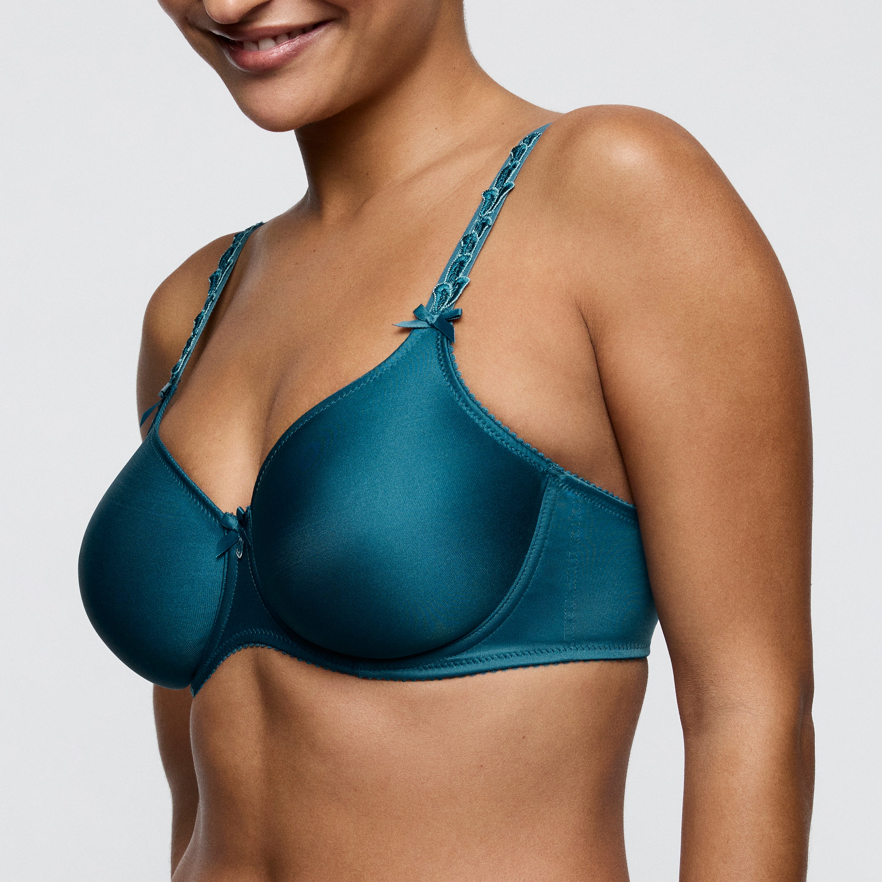 DEAUVILLE peacock suj. preformado copa entera