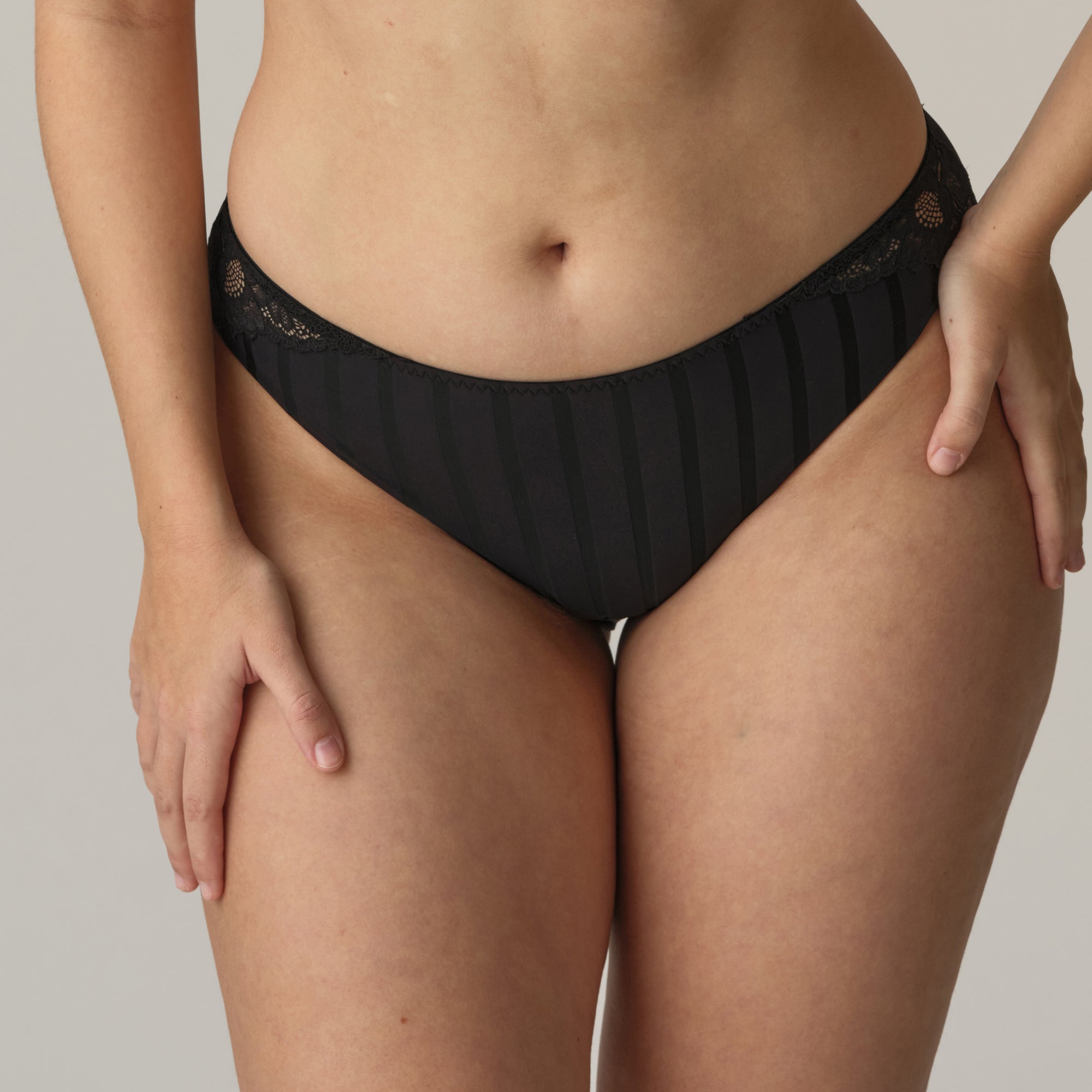 MALDIVES negro braga bikini