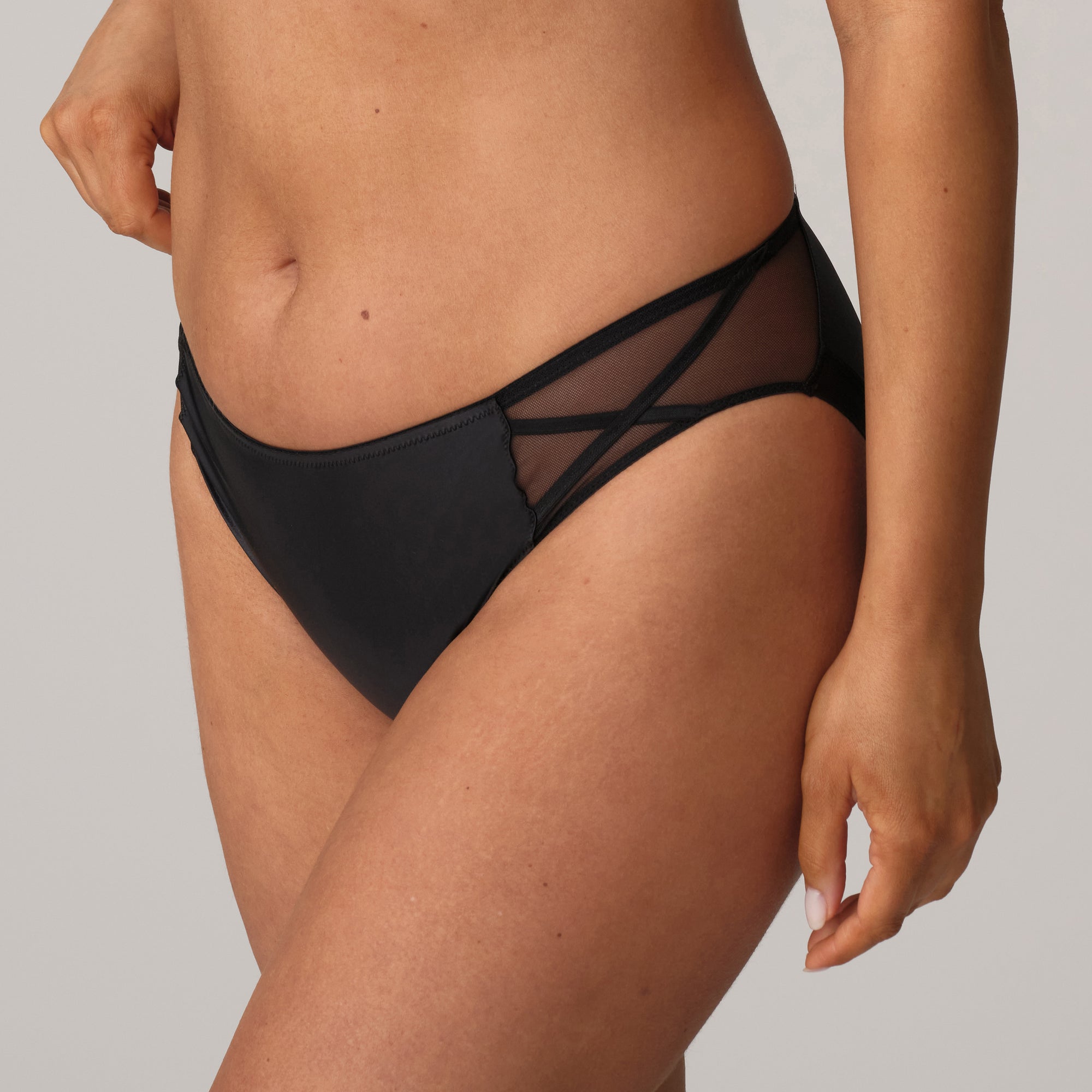 ZIPOLITE negro braga bikini