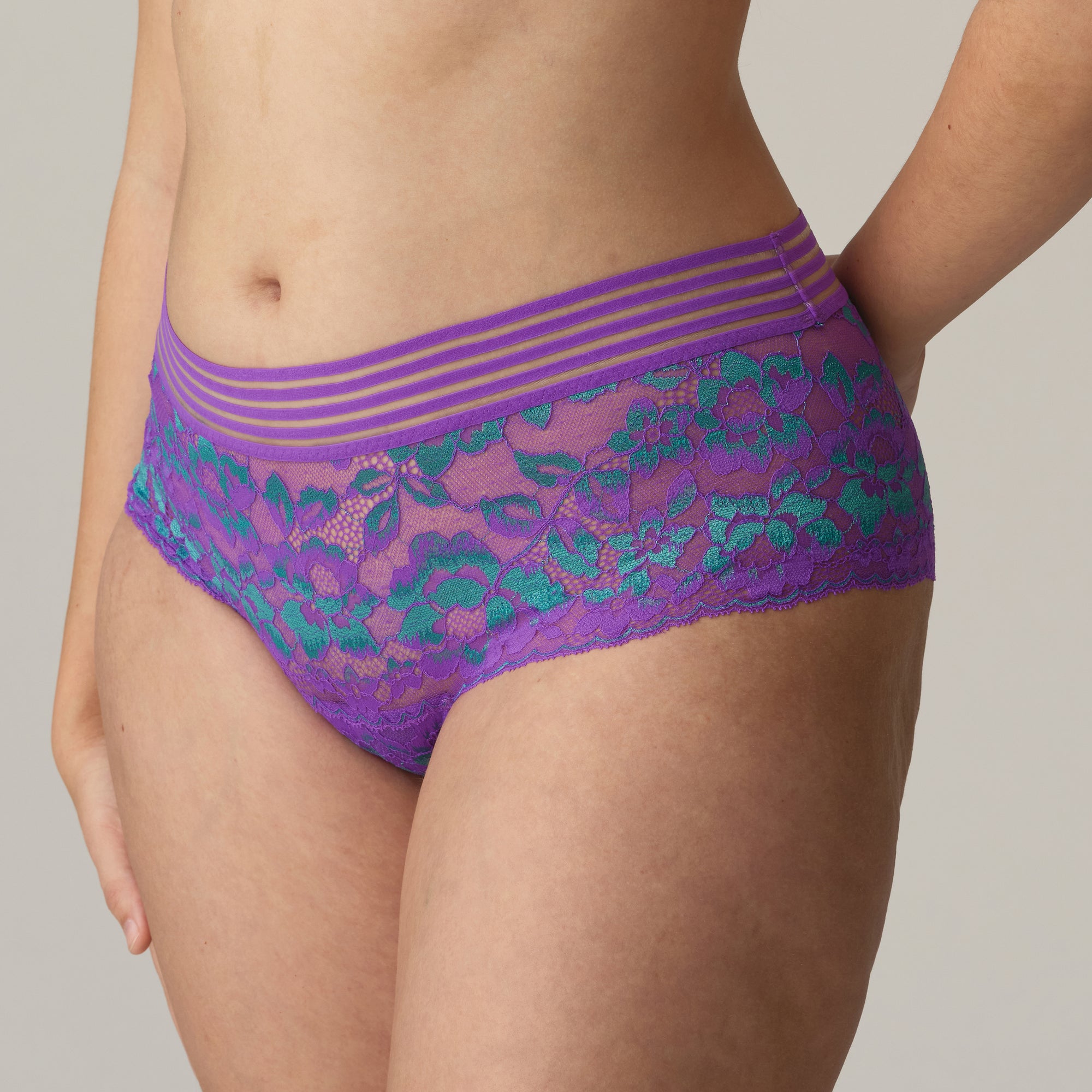 VERAO Italian Acai hotpants