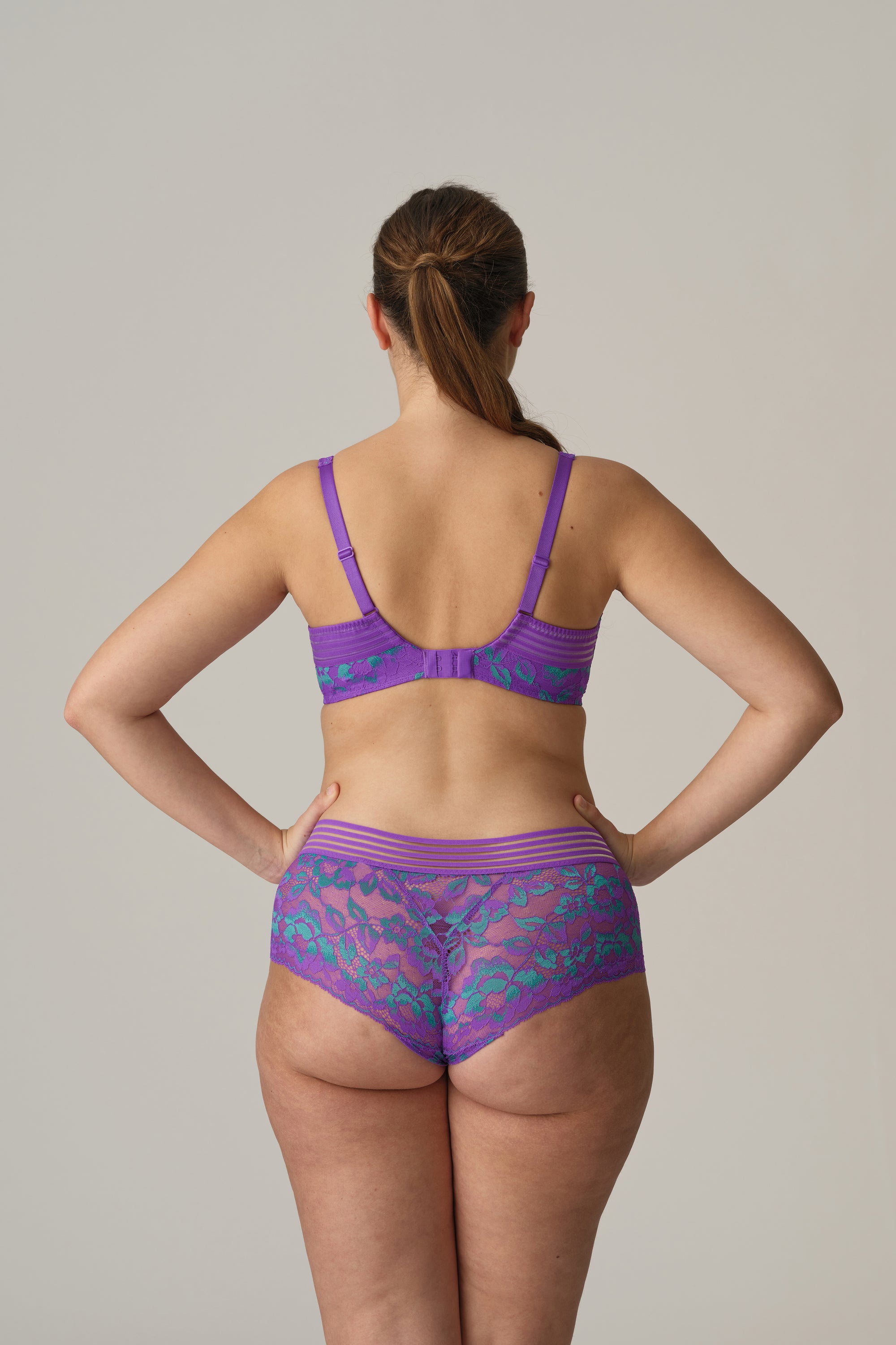 VERAO Italian Acai hotpants