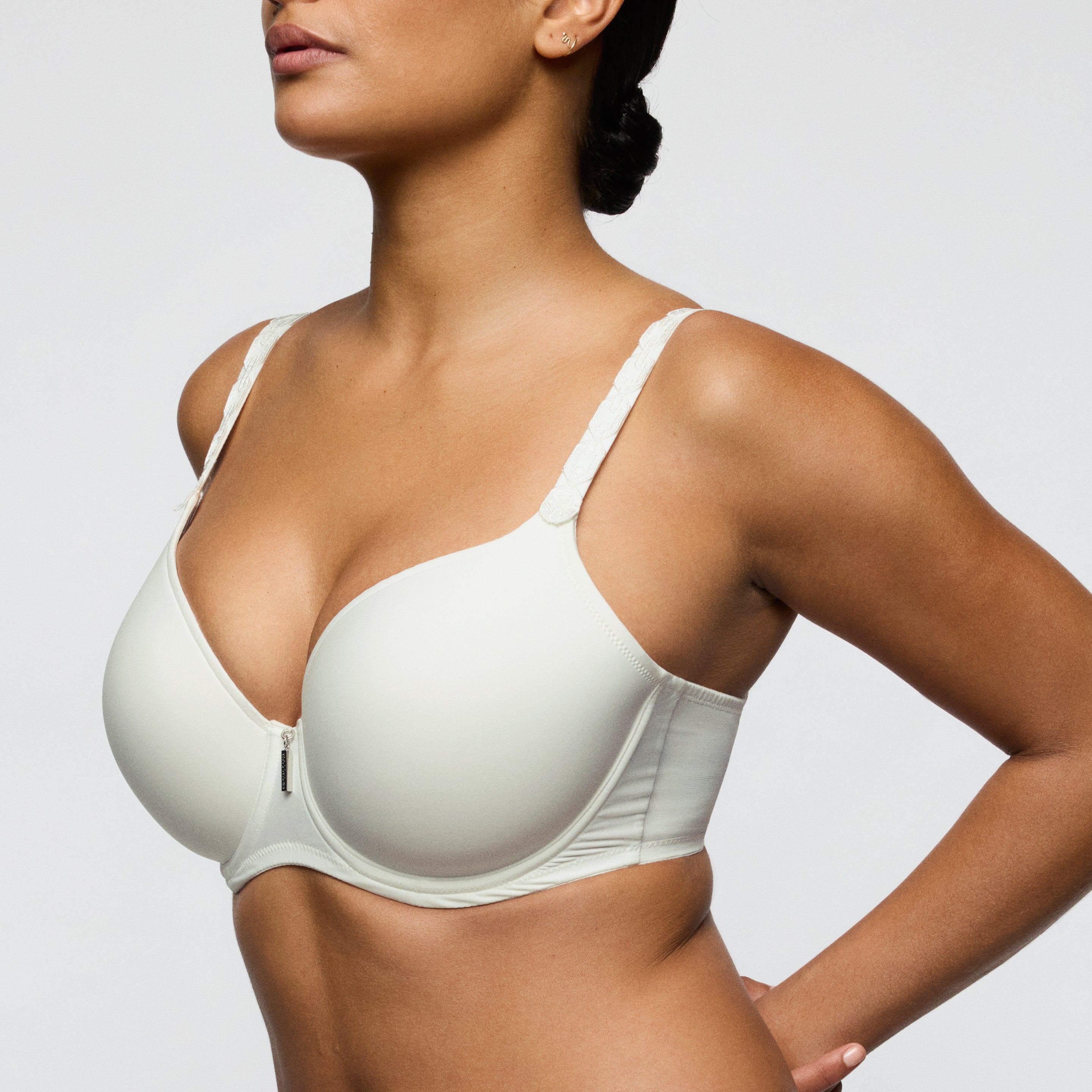 TWIXIE natural suj. con foam escote corazón