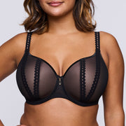VIVGIRL negro suj. con foam escote corazón