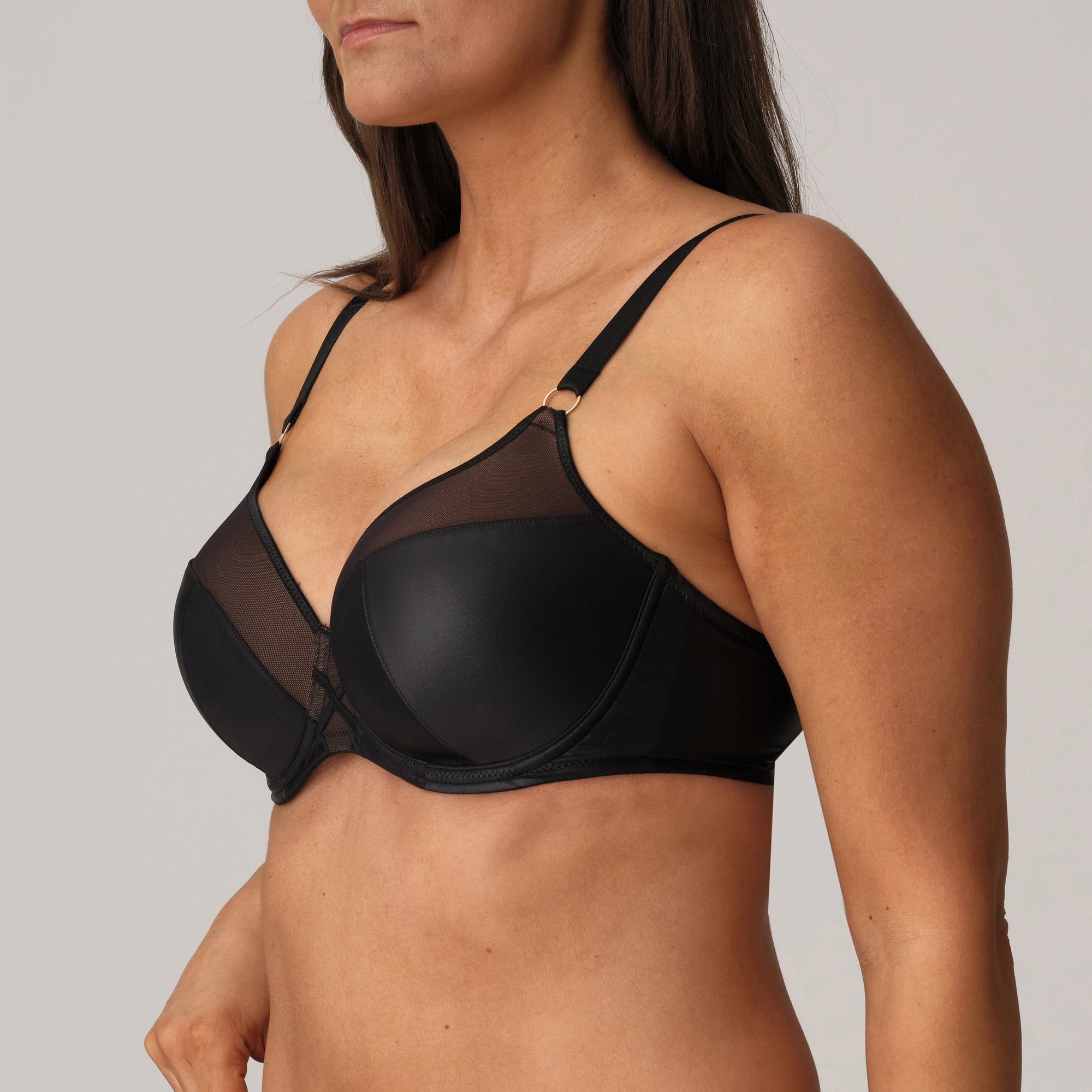 ZIPOLITE negro suj. con foam escote corazón