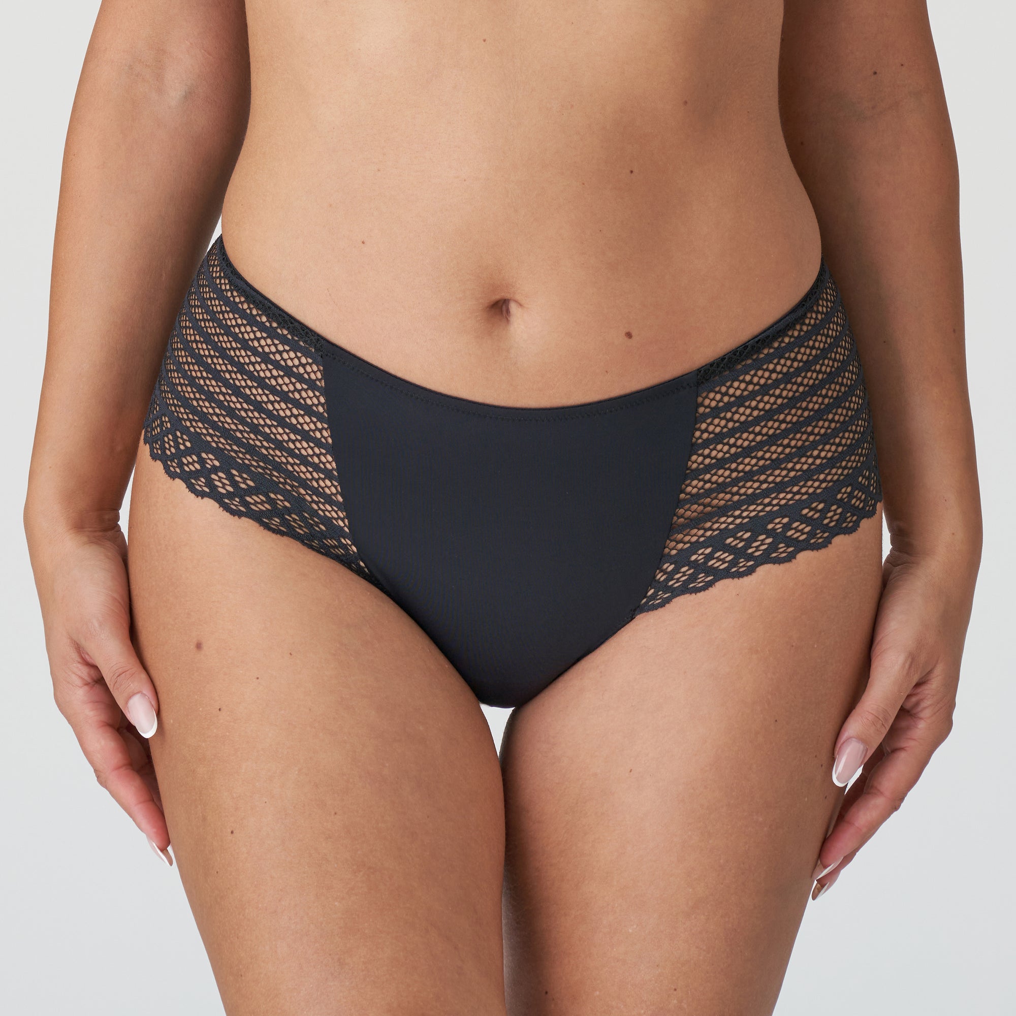 EAST END Carbon hotpants