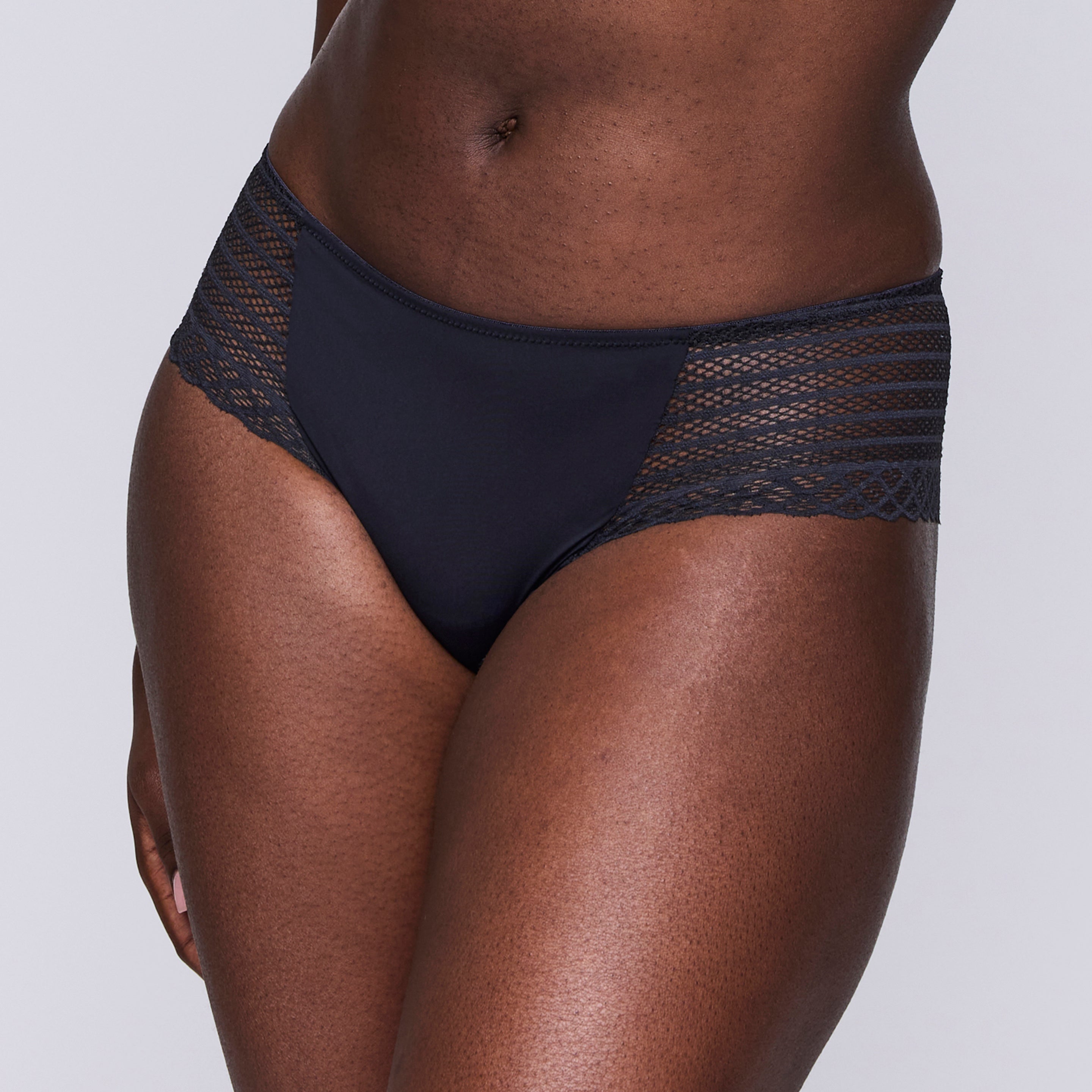 EAST END Carbon hotpants