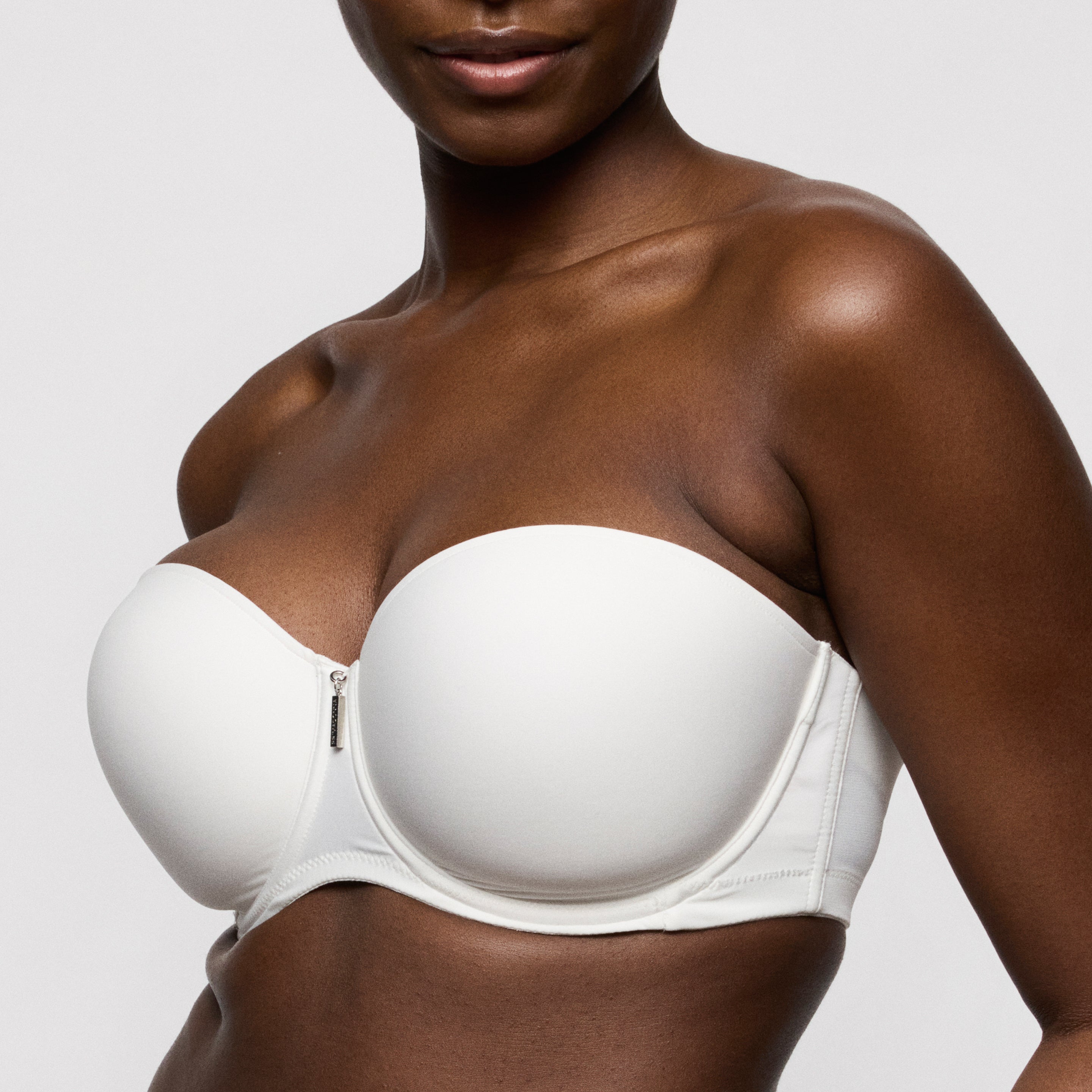 TWIXIE natural suj.preformado sin tirantes
