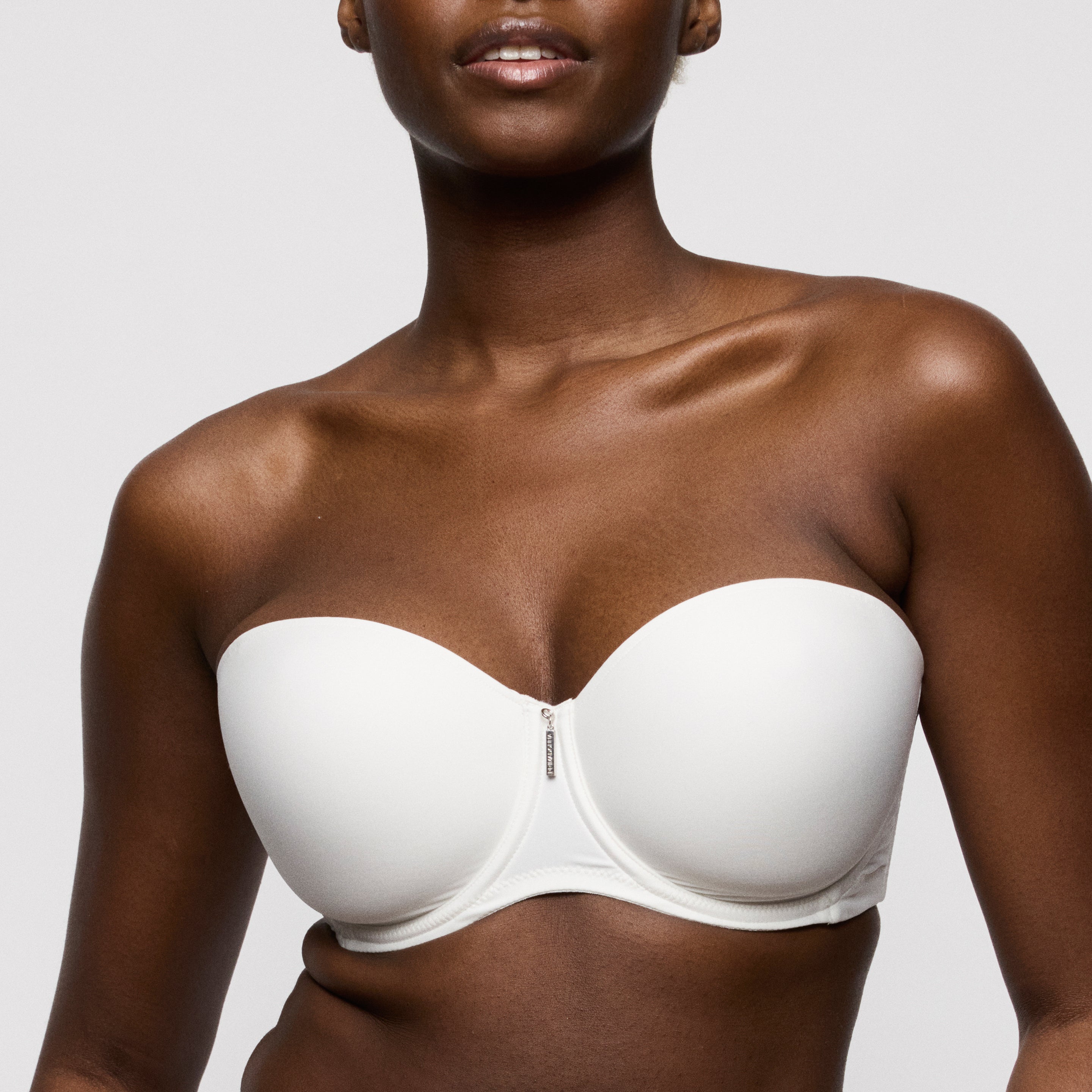 TWIXIE natural suj.preformado sin tirantes